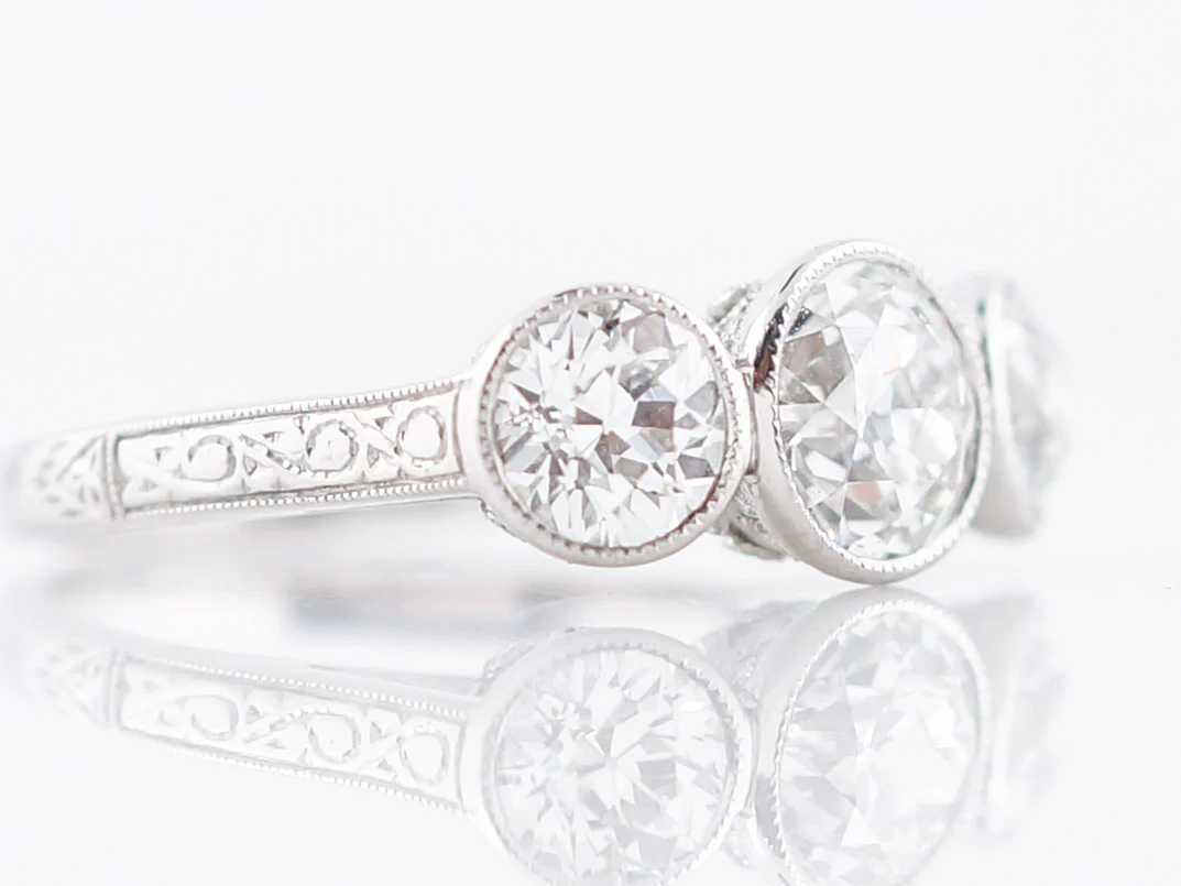 Engagement Ring Modern 2.26 Old European Cut in Platinum - Image 3
