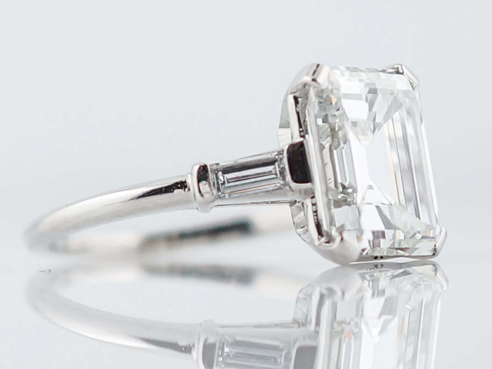 Engagement Ring Modern 3.00 Emerald Cut Diamond in Platinum - Image 3
