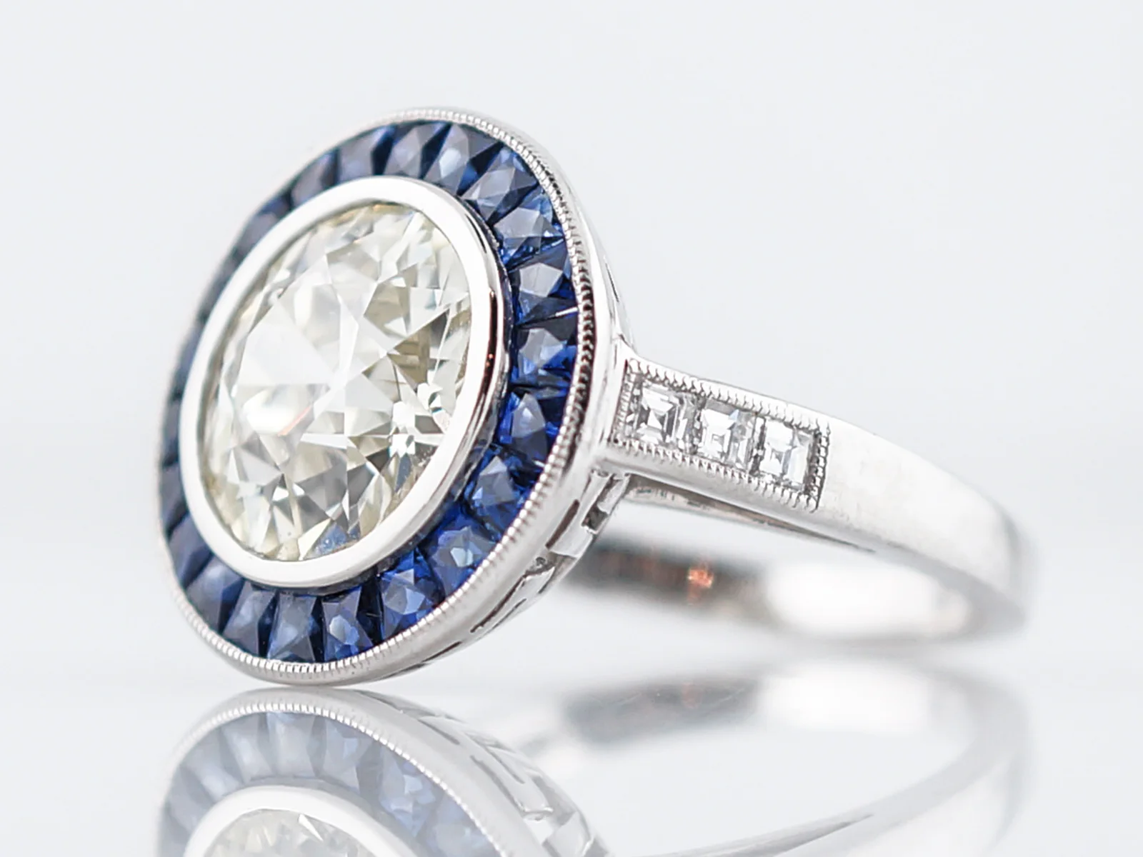 Engagement Ring Modern 3.54 Old European Cut Diamond in Platinum - Image 2
