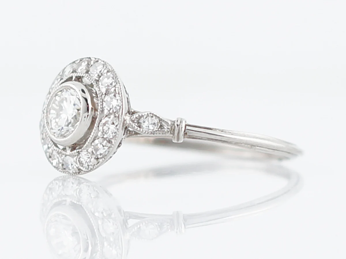 Engagement Ring Modern .32 Round Brilliant Cut Diamond in Platinum - Image 2