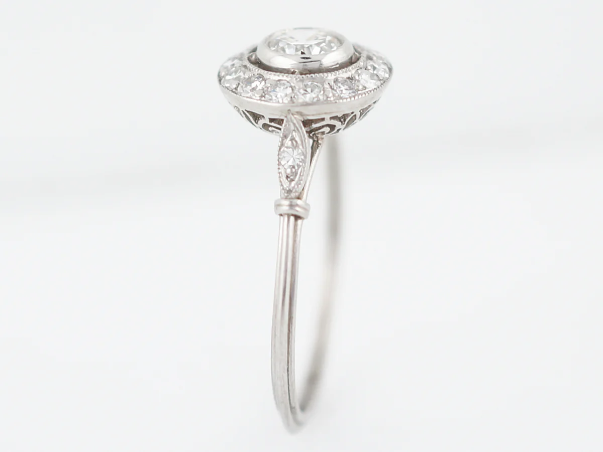 Engagement Ring Modern .32 Round Brilliant Cut Diamond in Platinum - Image 4