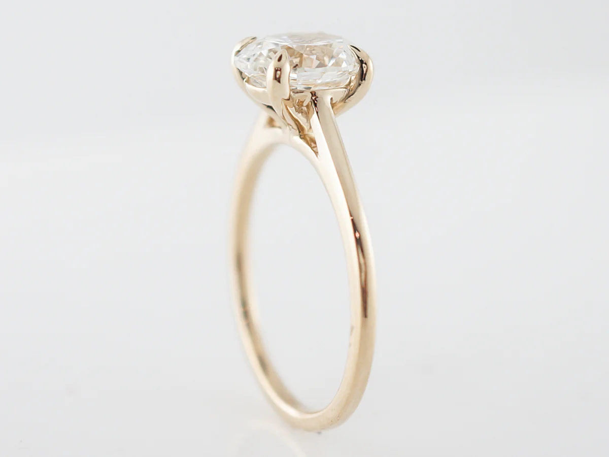 Engagement Ring Modern GIA 2.02 Oval Cut Diamond in 14k Yellow Gold - Image 5