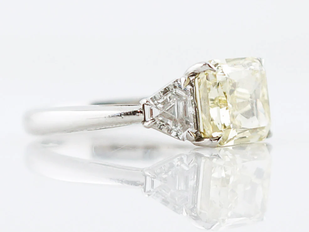 ***RTV***Engagement Ring Modern GIA 3.02 Rectangular Cut Yellow Diamond in Platinum - Image 3