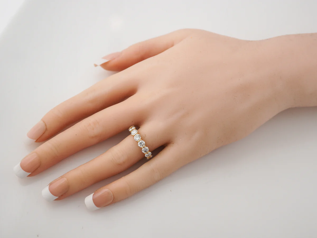 Eternity Wedding Band Modern 3.90 Round Brilliant Cut Diamond in 18k Yellow Gold - Image 6