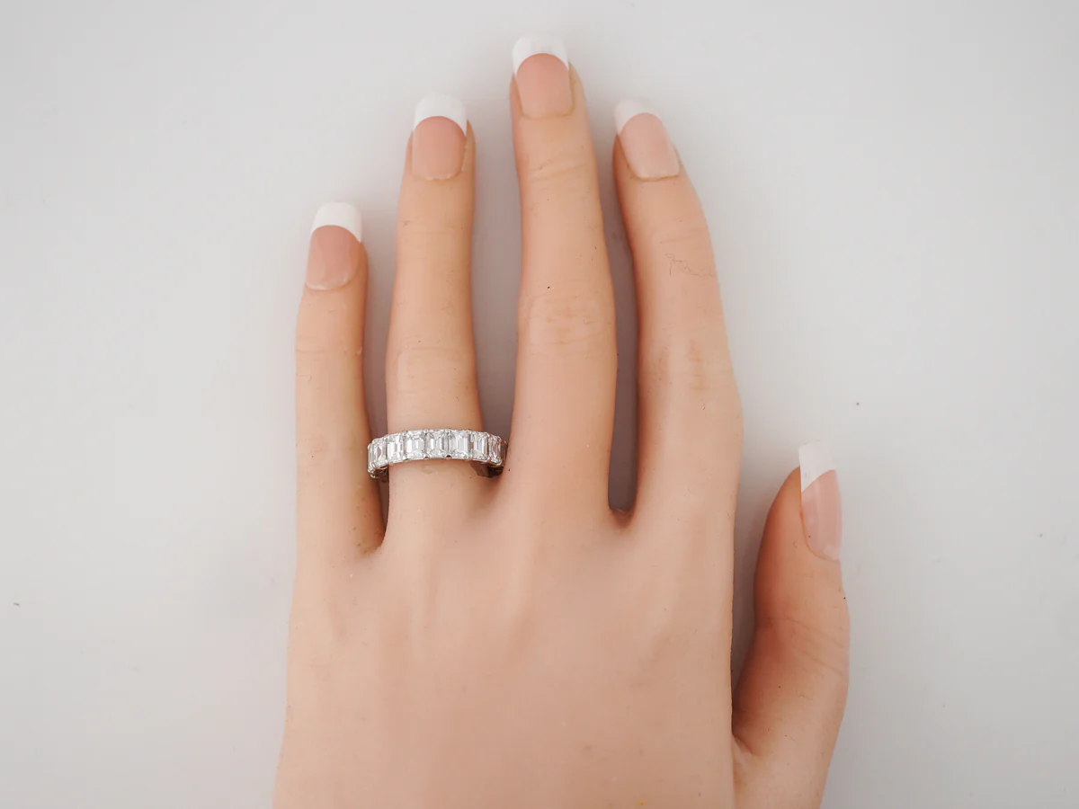 RTV- Eternity Wedding Band Modern 4.75 Emerald Cut Diamond in Platinum - Image 4