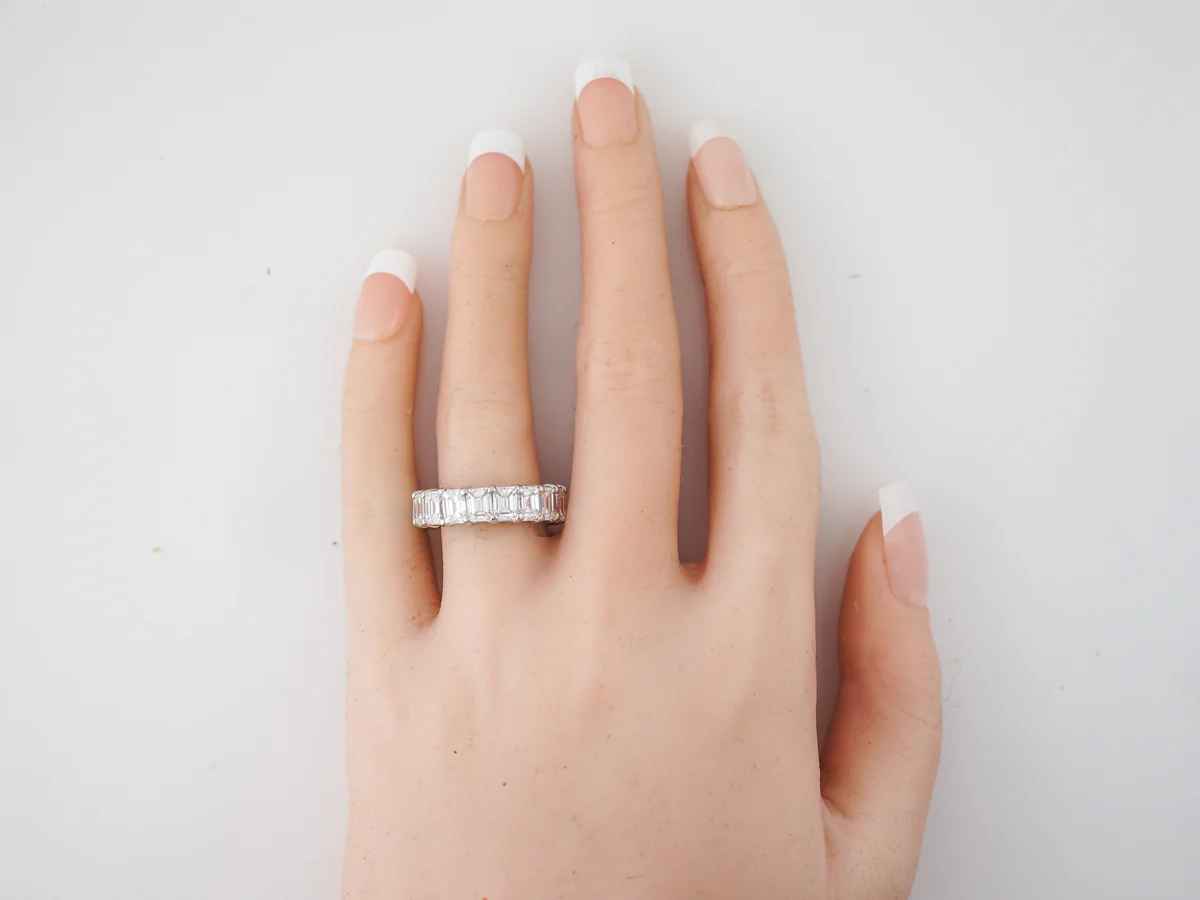 ***RTV*** Eternity Wedding Band Modern 7.38 Emerald Cut Diamonds in Platinum - Image 4