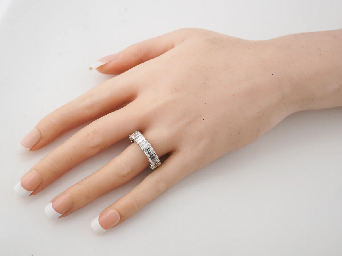 ***RTV*** Eternity Wedding Band Modern 7.38 Emerald Cut Diamonds in Platinum - Image 5