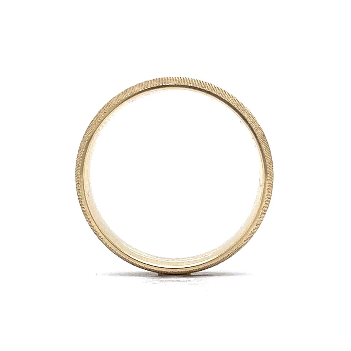 Florentine Finish Men's Wedding Band in 10k Yellow Gold - Image 4