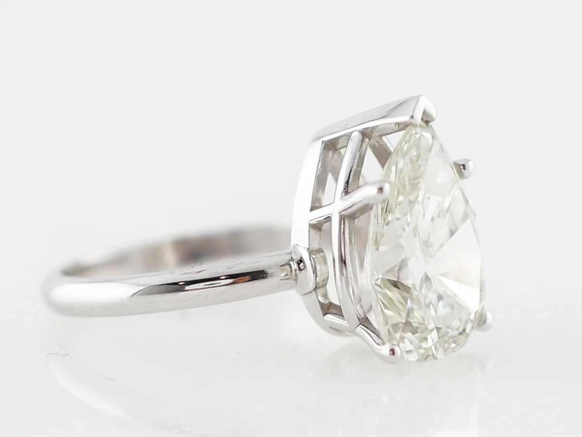 GIA 4 Carat Pear Cut Diamond Solitaire Engagement Ring - Image 3