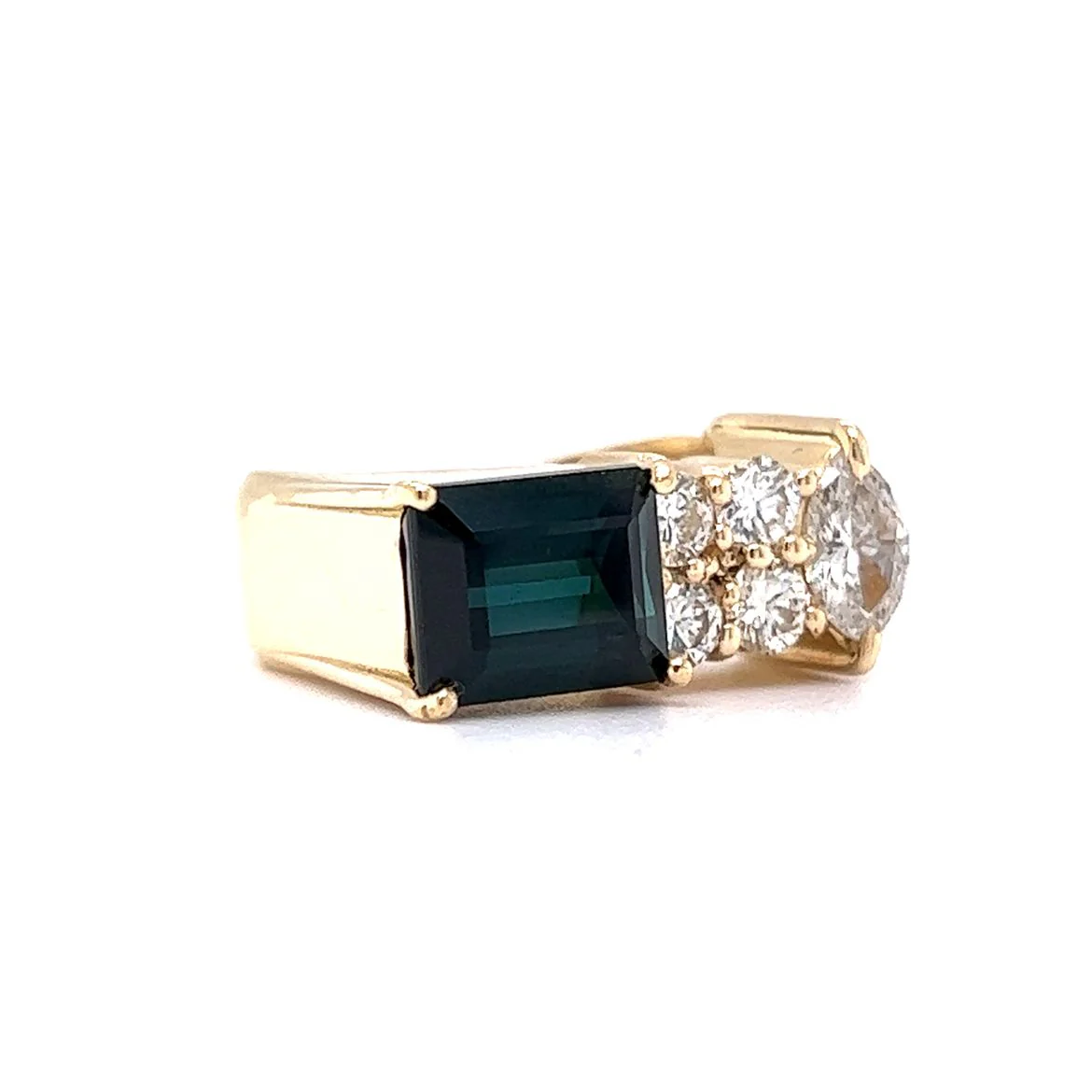 Green Tourmaline & Diamond Cluster Cocktail Ring in 18k Yellow Gold - Image 3