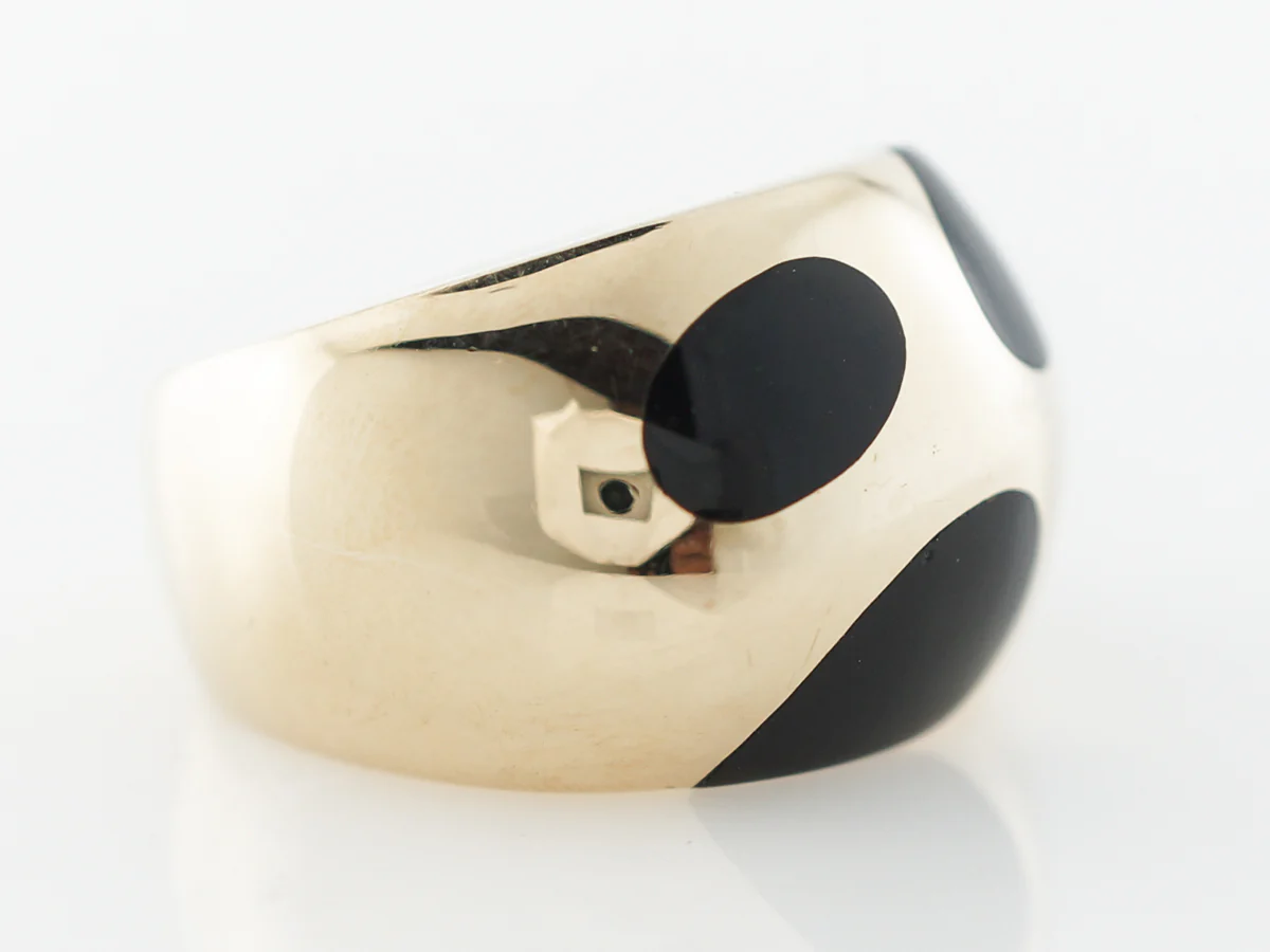 Grossbardt Onyx Cocktail Ring in Yellow Gold - Image 3