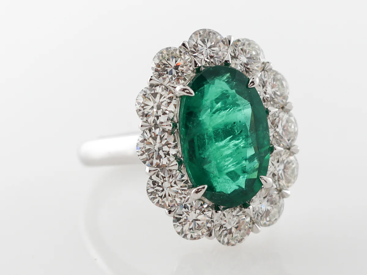 Halo Style Emerald & Diamond Cocktail Ring Platinum - Image 3