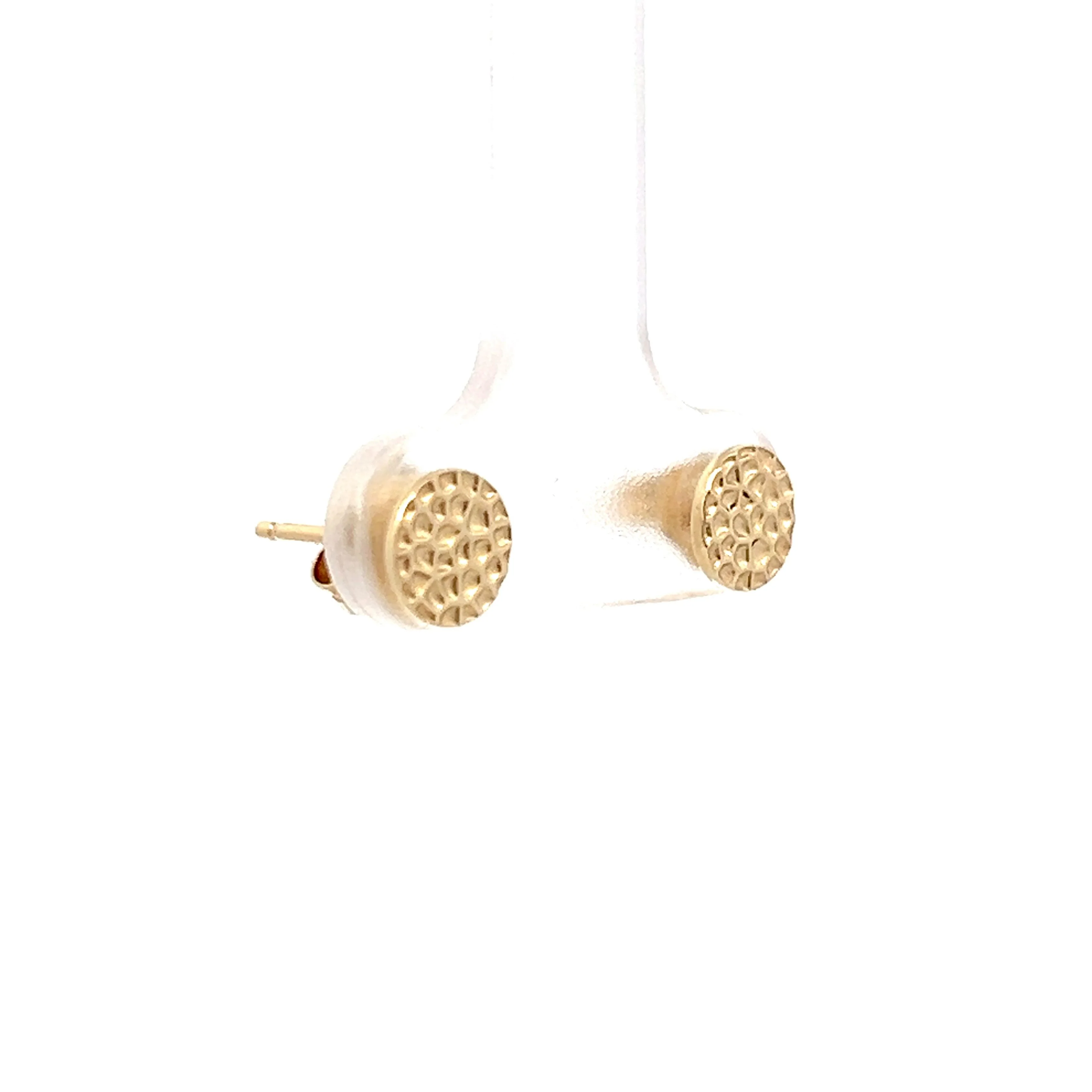 Hammer Texture Stud Earrings in 14k Yellow Gold - Image 3