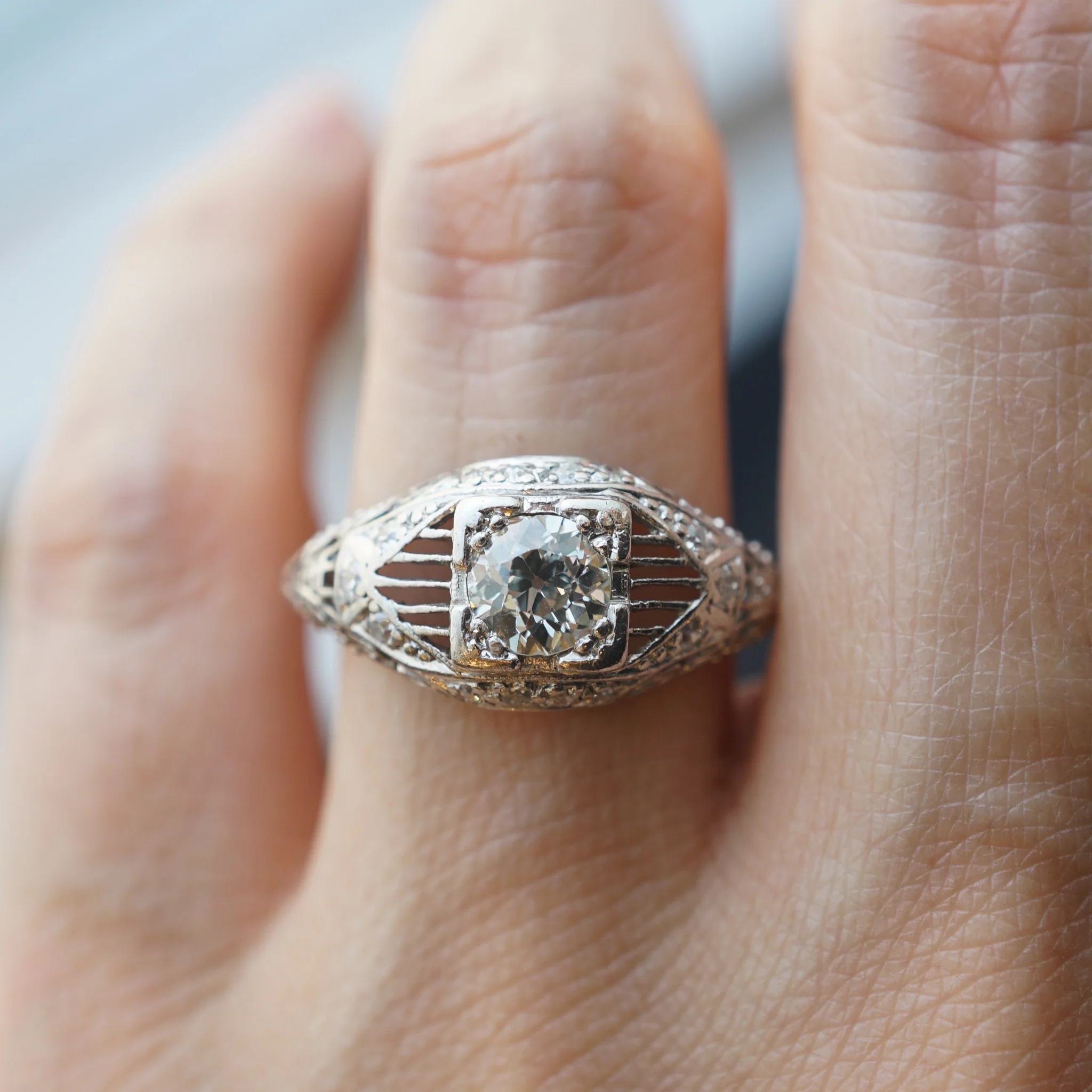 Intricate Art Deco Filigree Diamond Engagement Ring in Platinum - Image 6