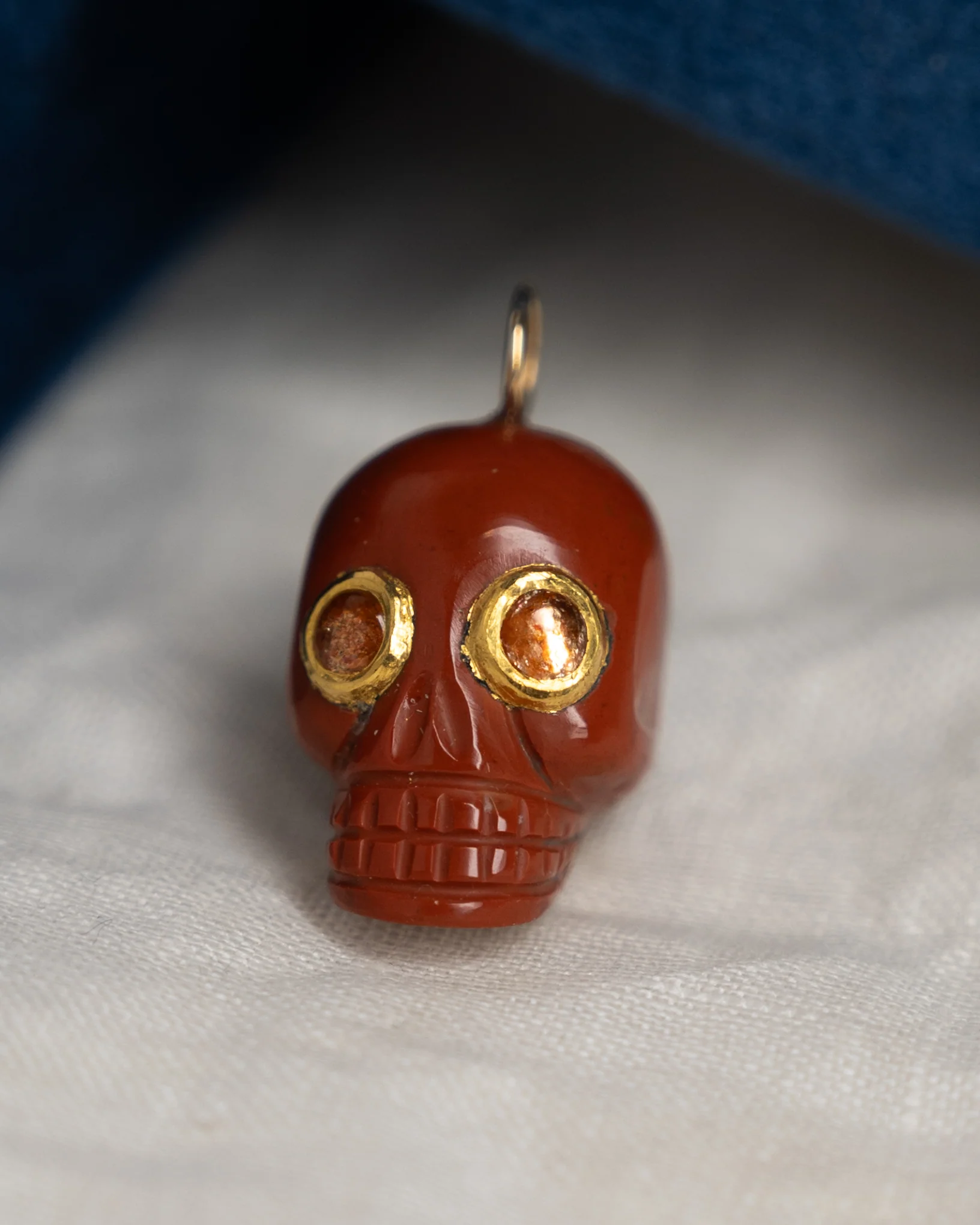 Jasper Skull & Sunstone Charm 18k & 24k Yellow Gold - Image 4