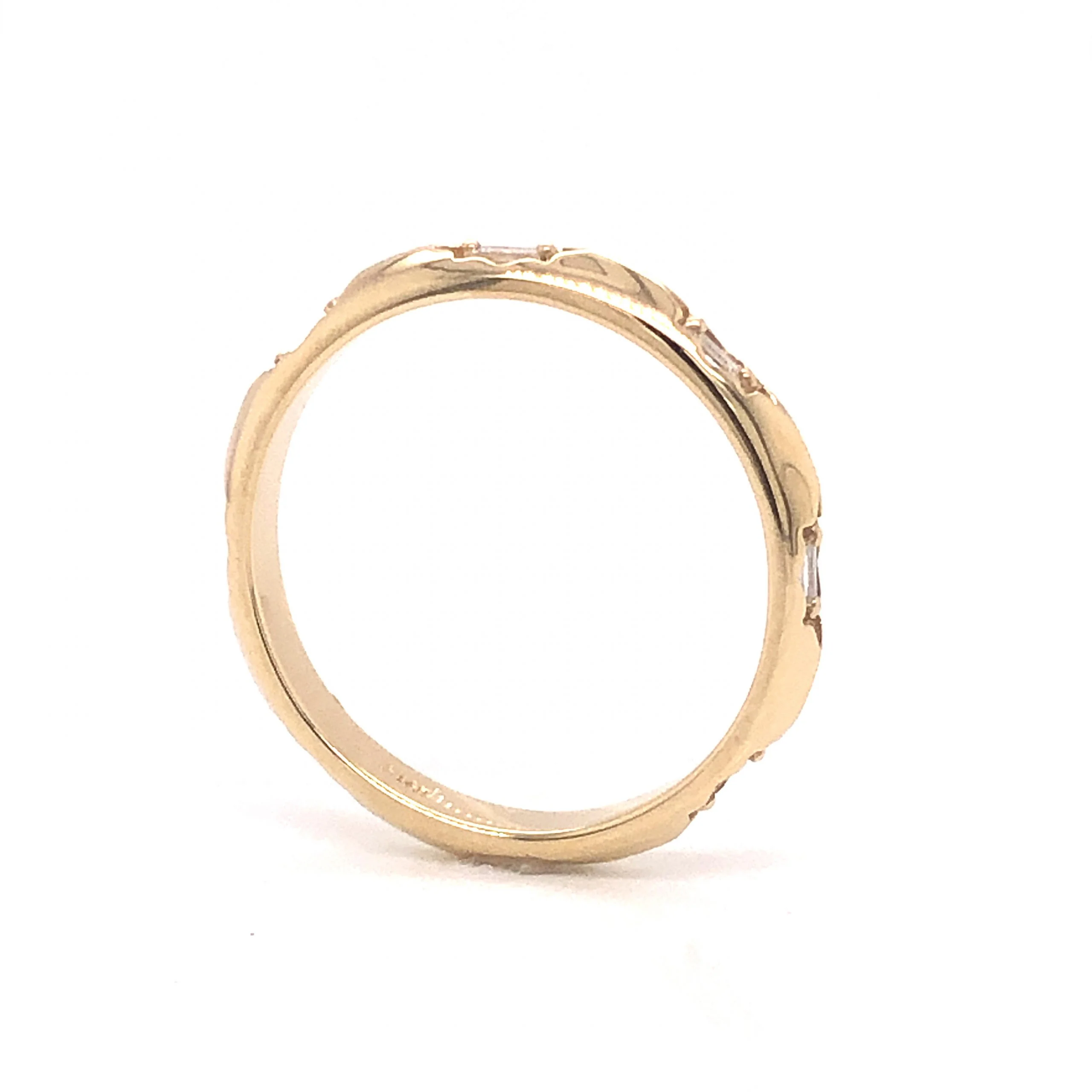 Knife Edge Baguette Cut Diamond Band in 14k Yellow Gold - Image 5
