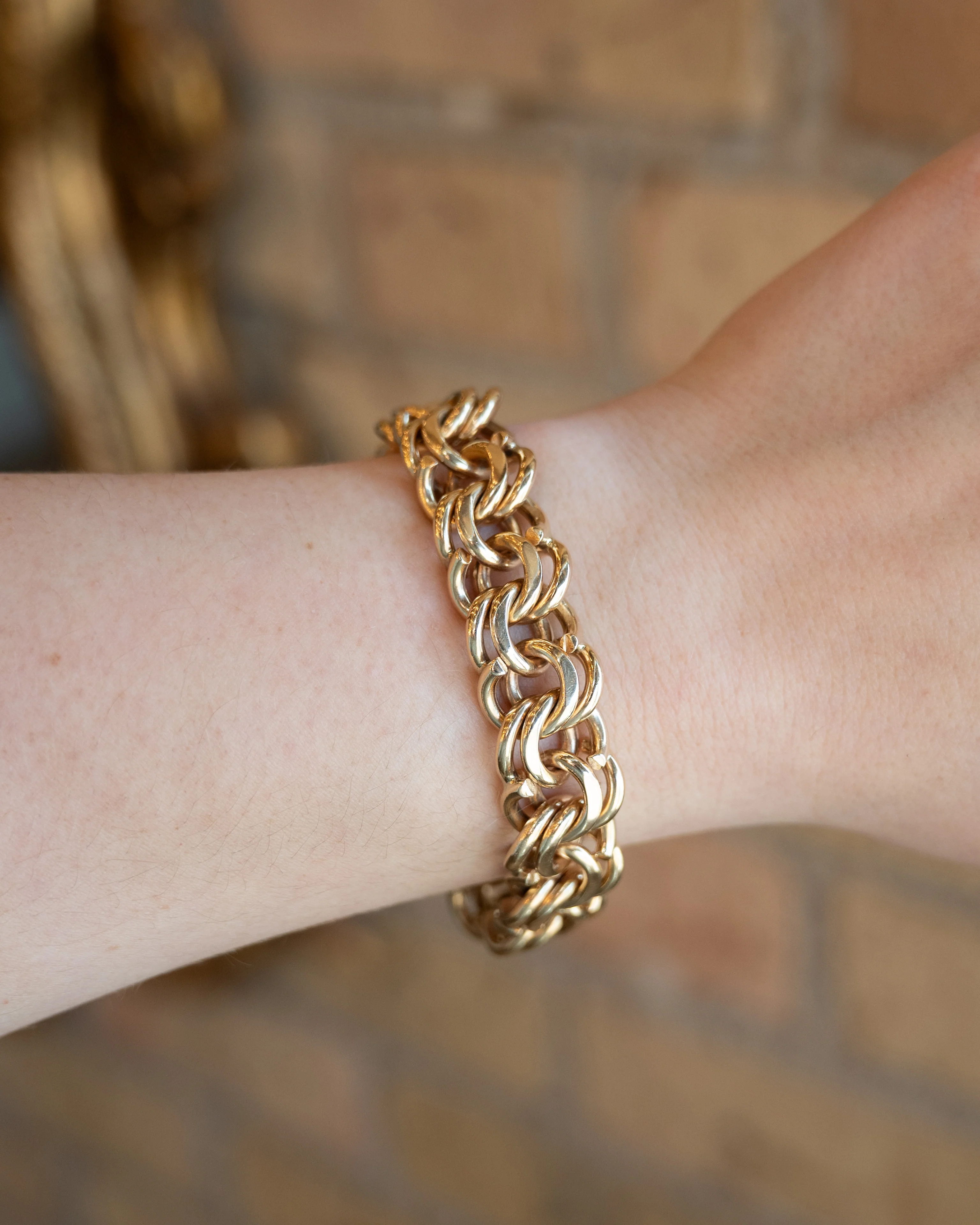 Large Circular Link Bracelet in 14k Yellow Gold - Image 6