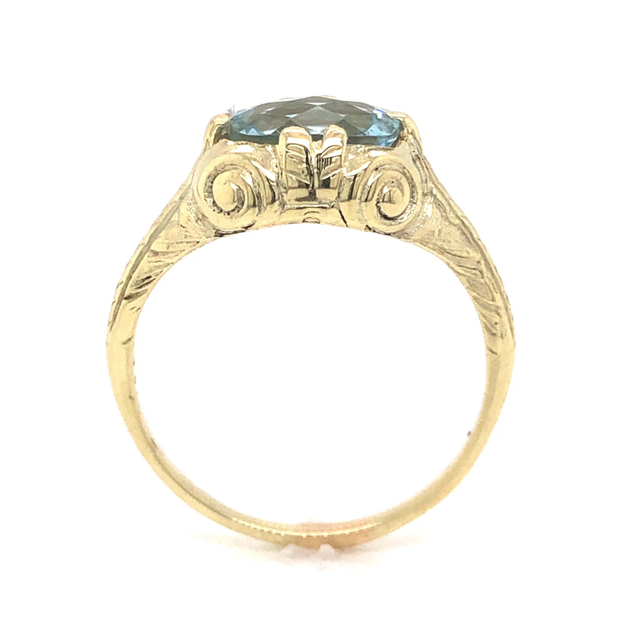 Late Art Deco Aquamarine Ring in 14k Yellow Gold - Image 4