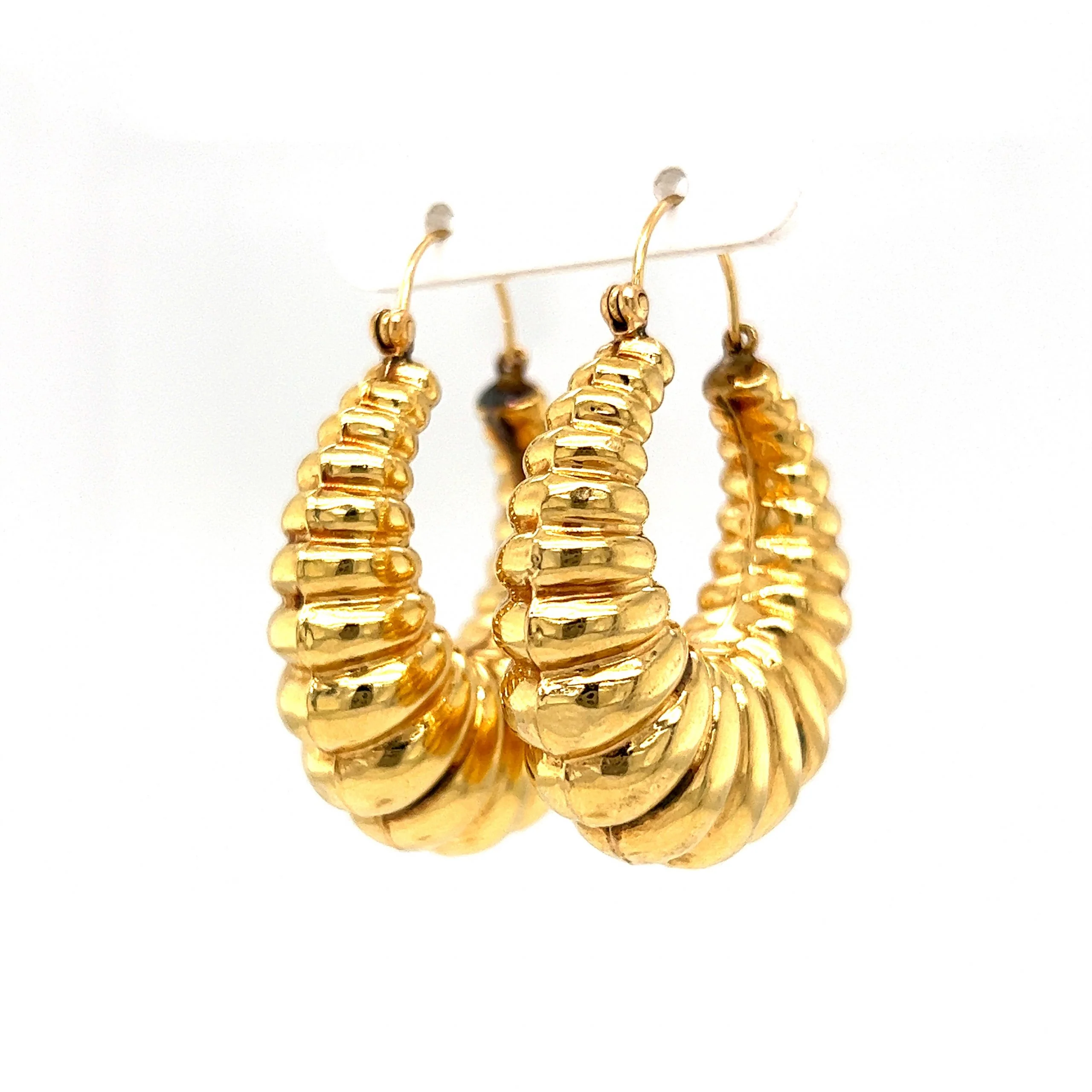 Lightweight Scalloped Hoop Earrings in 14k Yellow Gold - Image 2