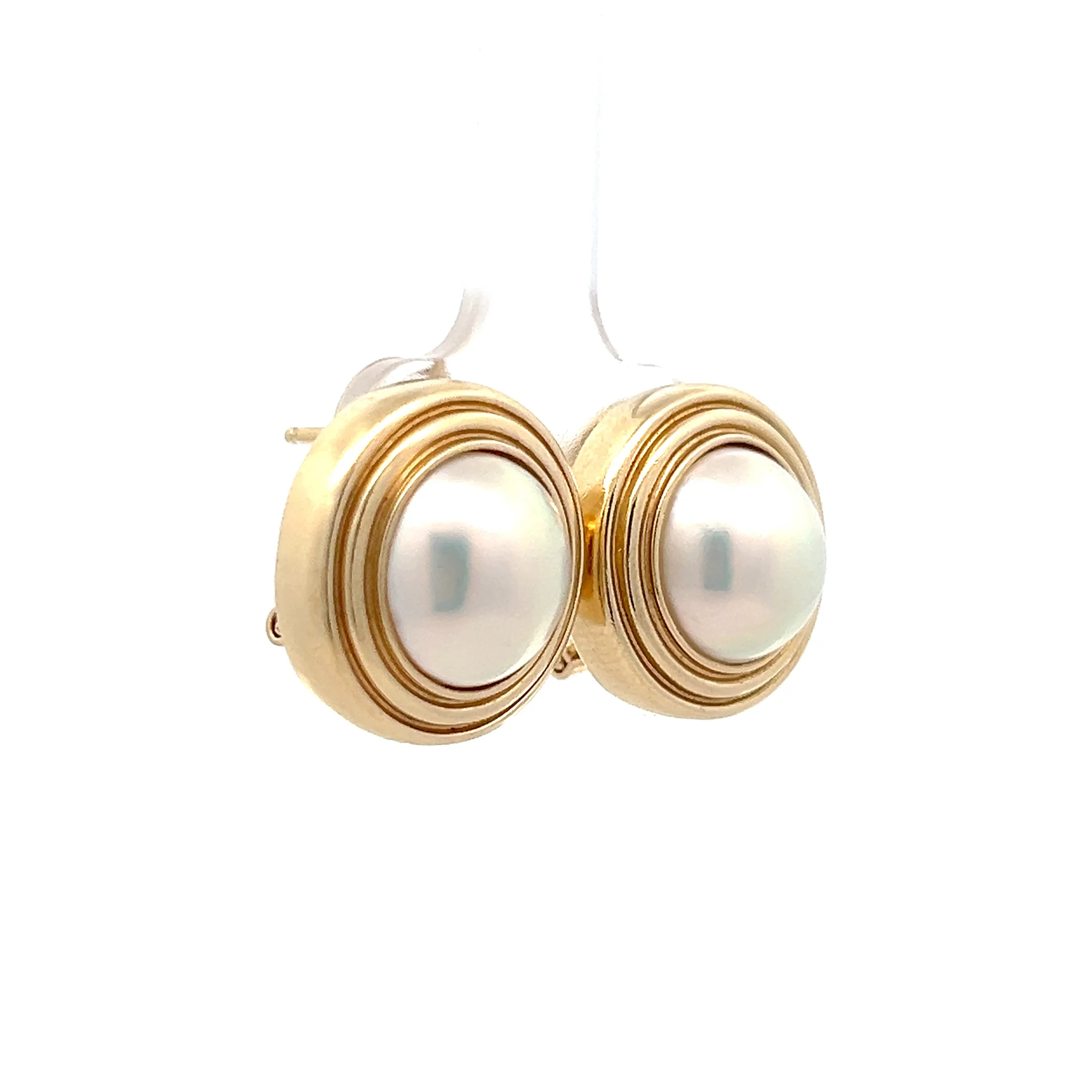 Mabe Pearl Stud Earrings in 14k Yellow Gold - Image 3
