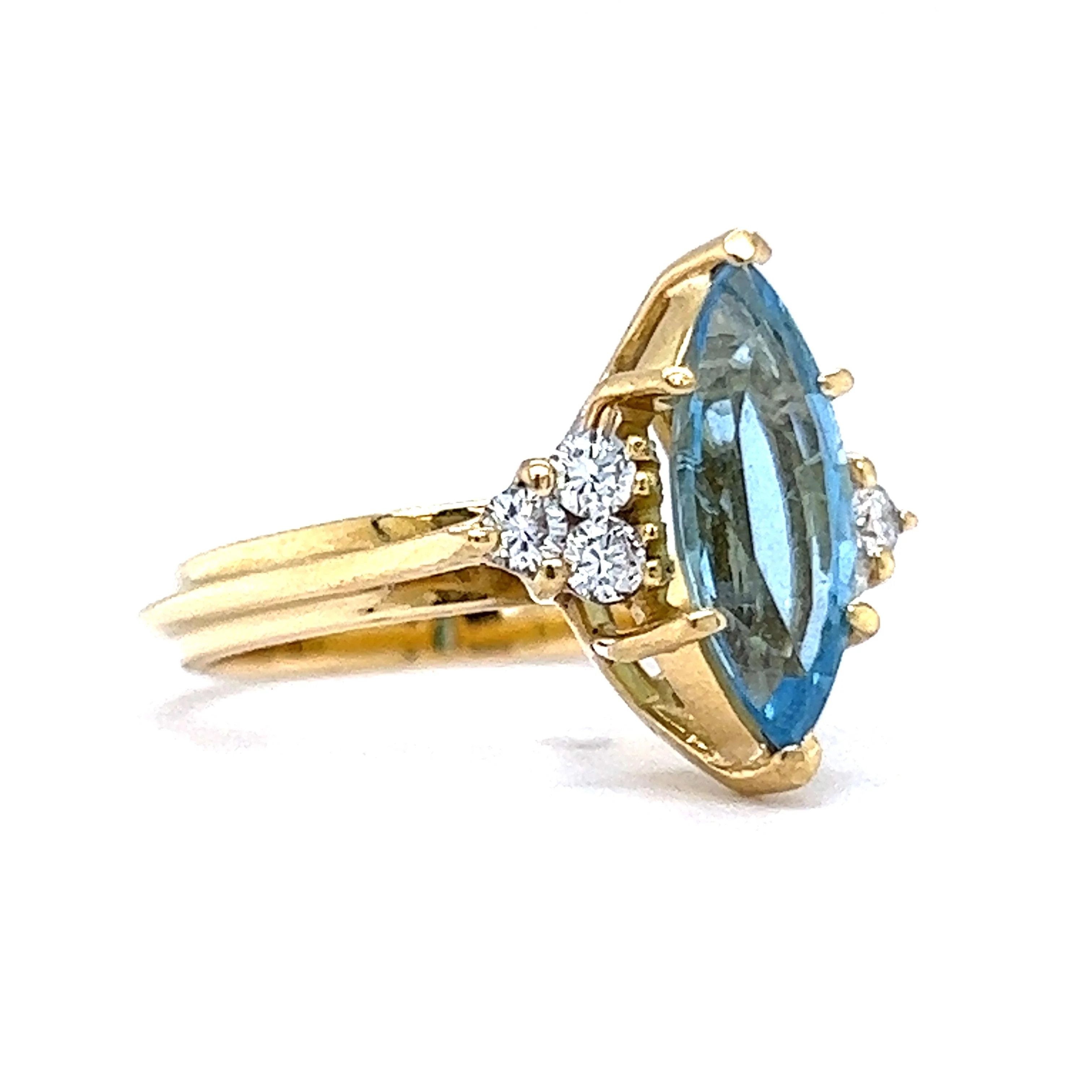 Marquise Cut Aquamarine & Diamond Cocktail Ring in 18k Yellow Gold - Image 3