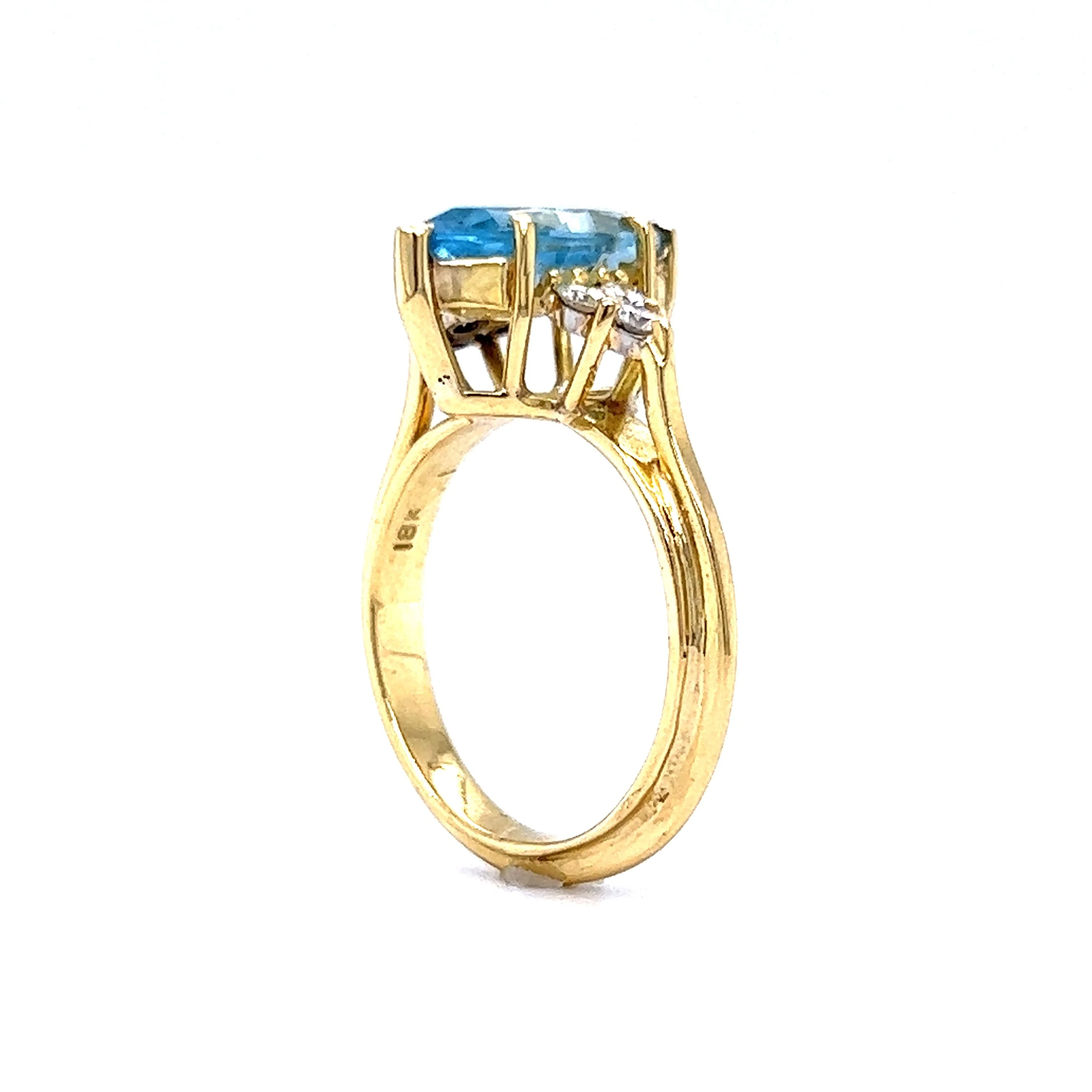 Marquise Cut Aquamarine & Diamond Cocktail Ring in 18k Yellow Gold - Image 5