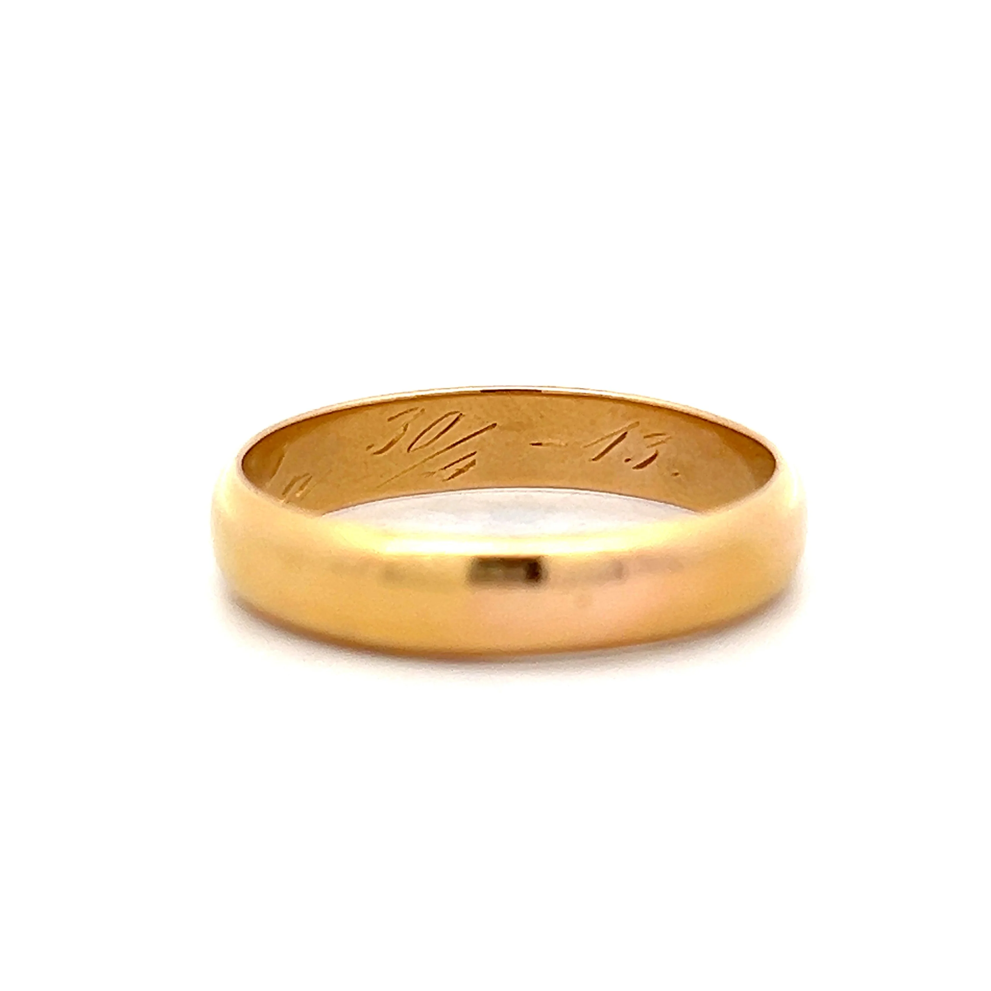 Mens 5mm Antique Wedding Band in 18k Yellow Gold - Image 5
