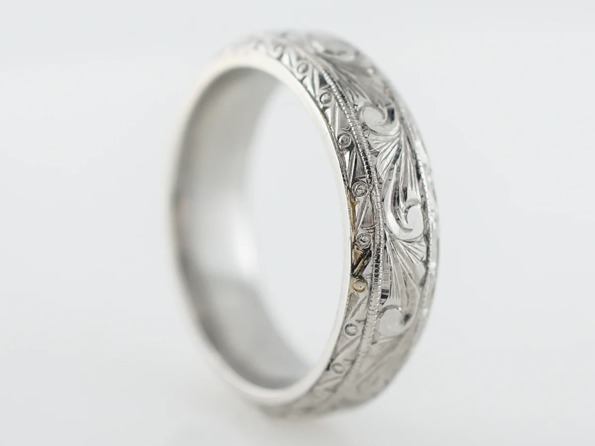 Men's Antique Wedding Band Engraved Art Deco in Platinum - Image 3