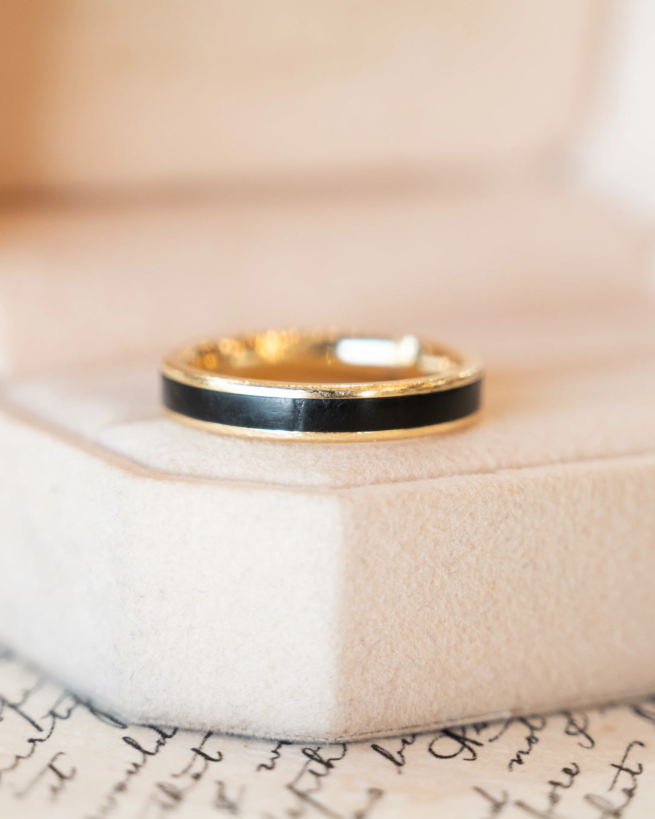 Mens Black Enamel Wedding Band in 18k Yellow Gold - Image 7