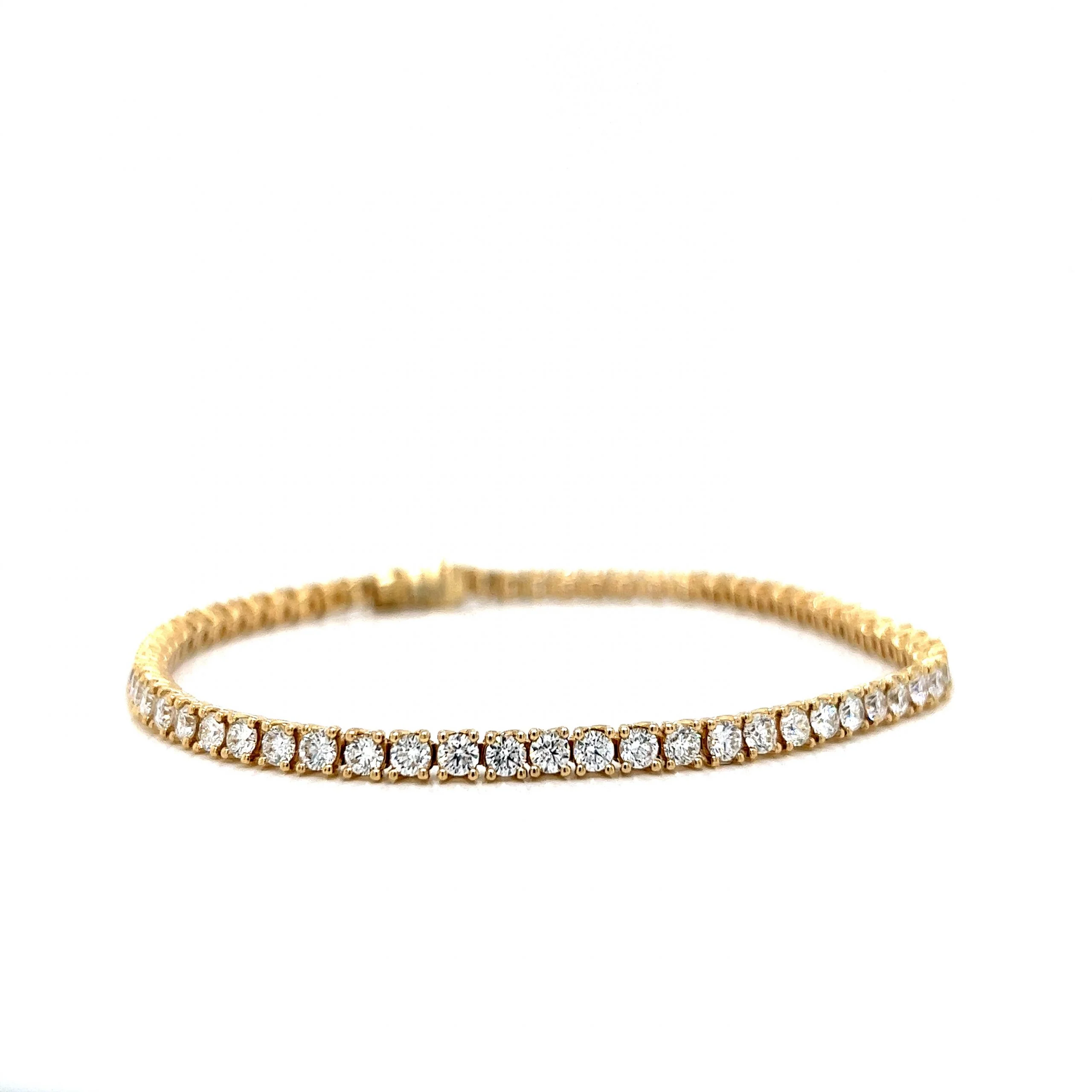 Classic Diamond Tennis Bracelet in 14k Yellow Gold - Image 3