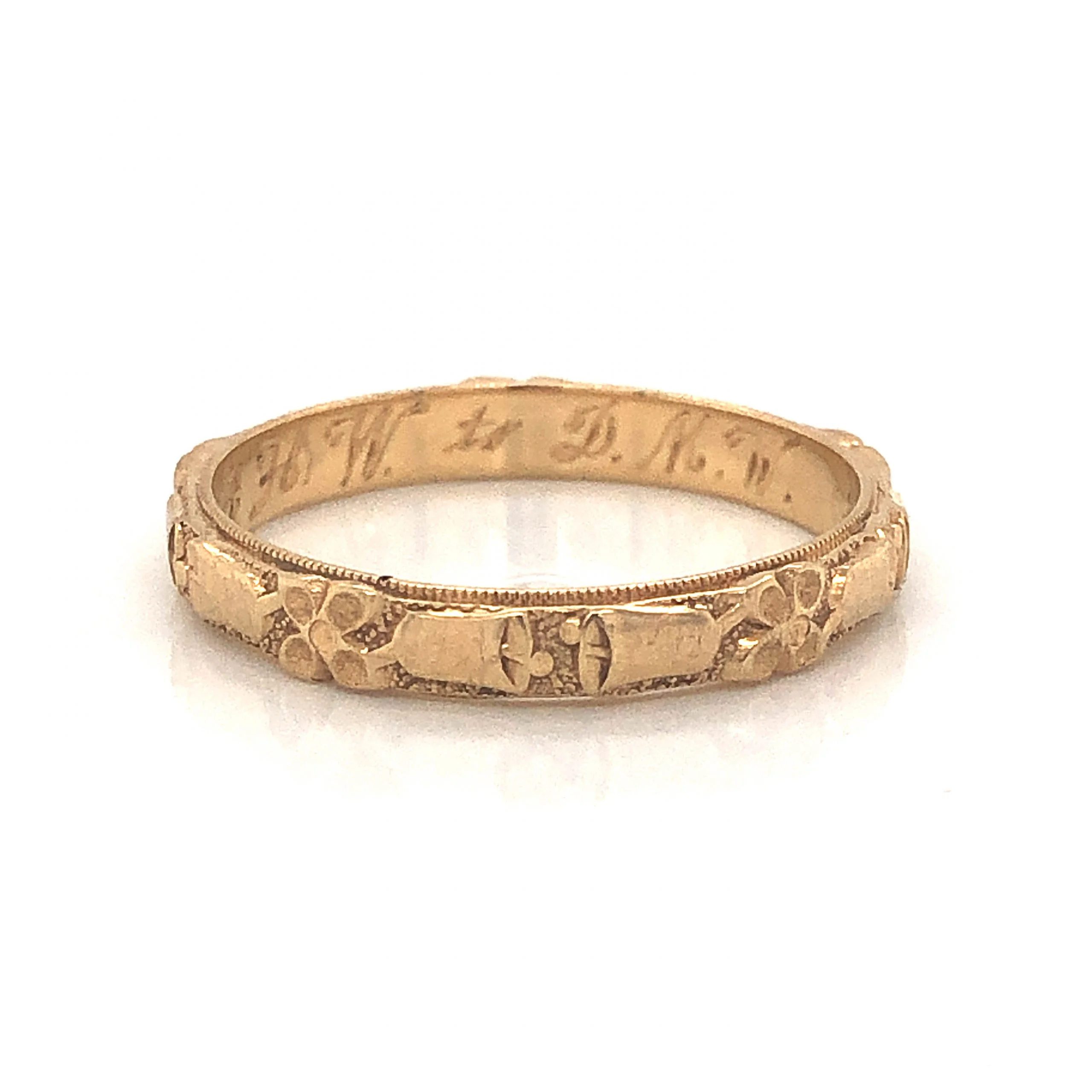 Men's Orange Blossom Engraved Wedding Band in 14k Yellow Gold - Image 2