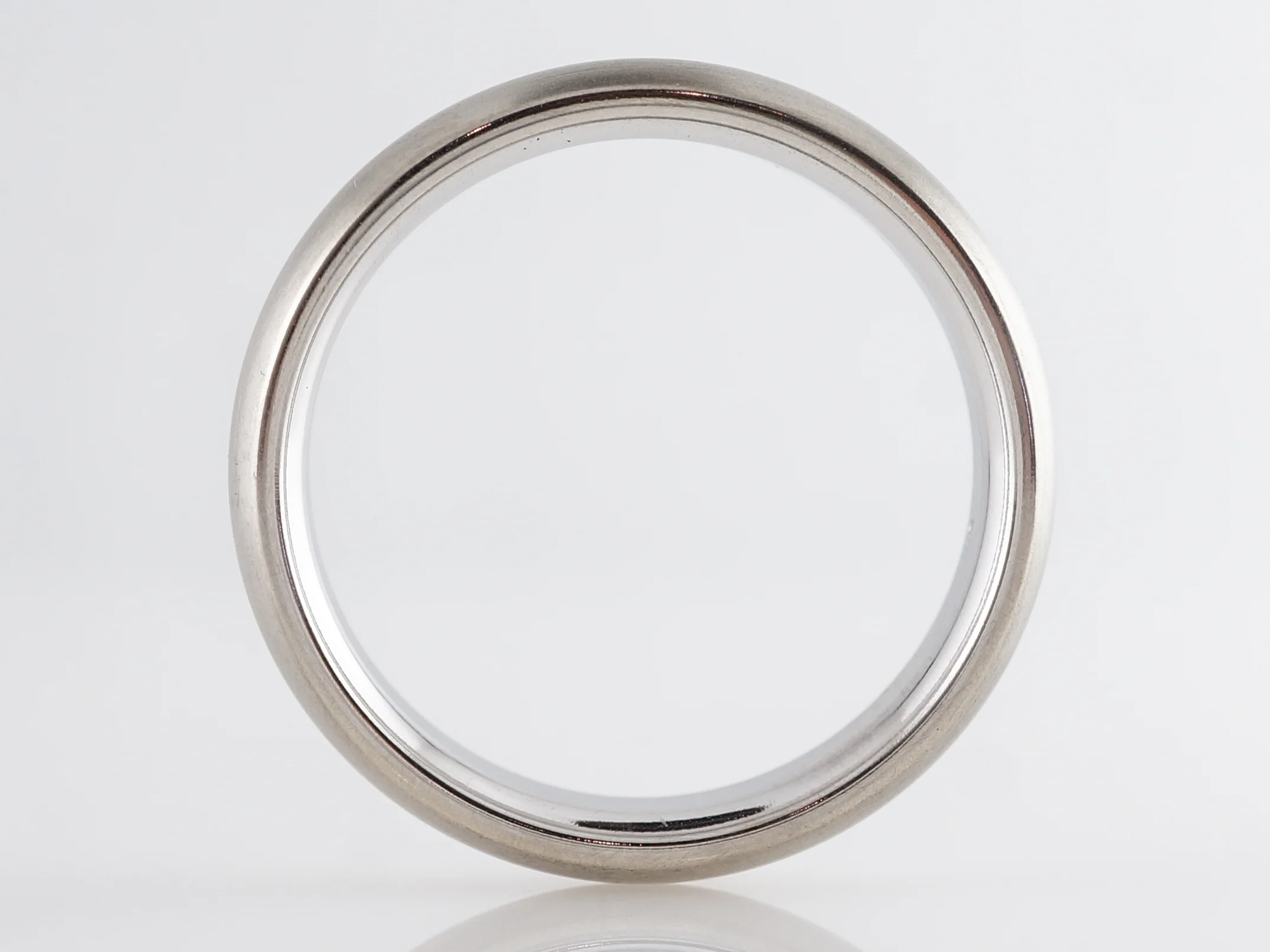 Men's Round Wedding Band w/ Brushed Finish in 14k - Image 2