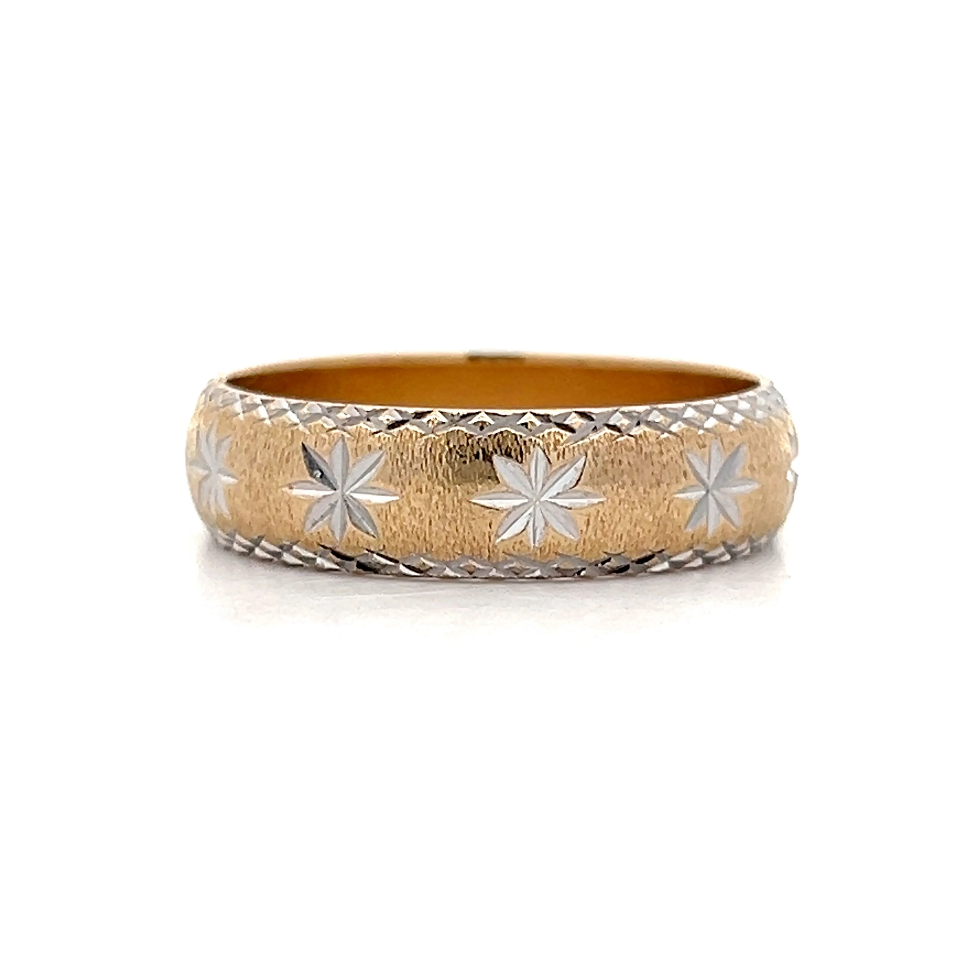 Mens Star Motif Vintage Wedding Band in 14k - Image 3