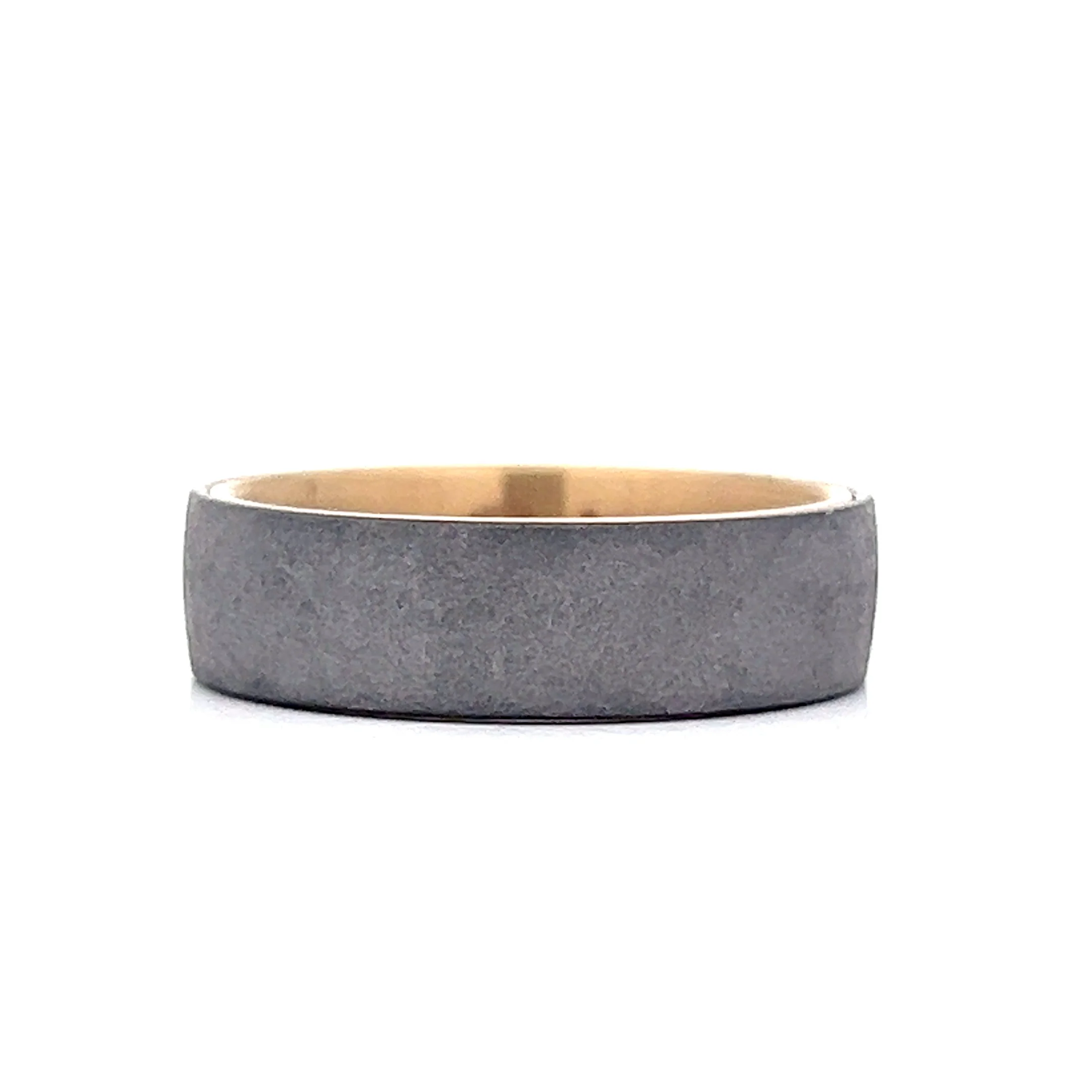 Mens Tantalum Brush Finish Wedding Band in 14k - Image 3