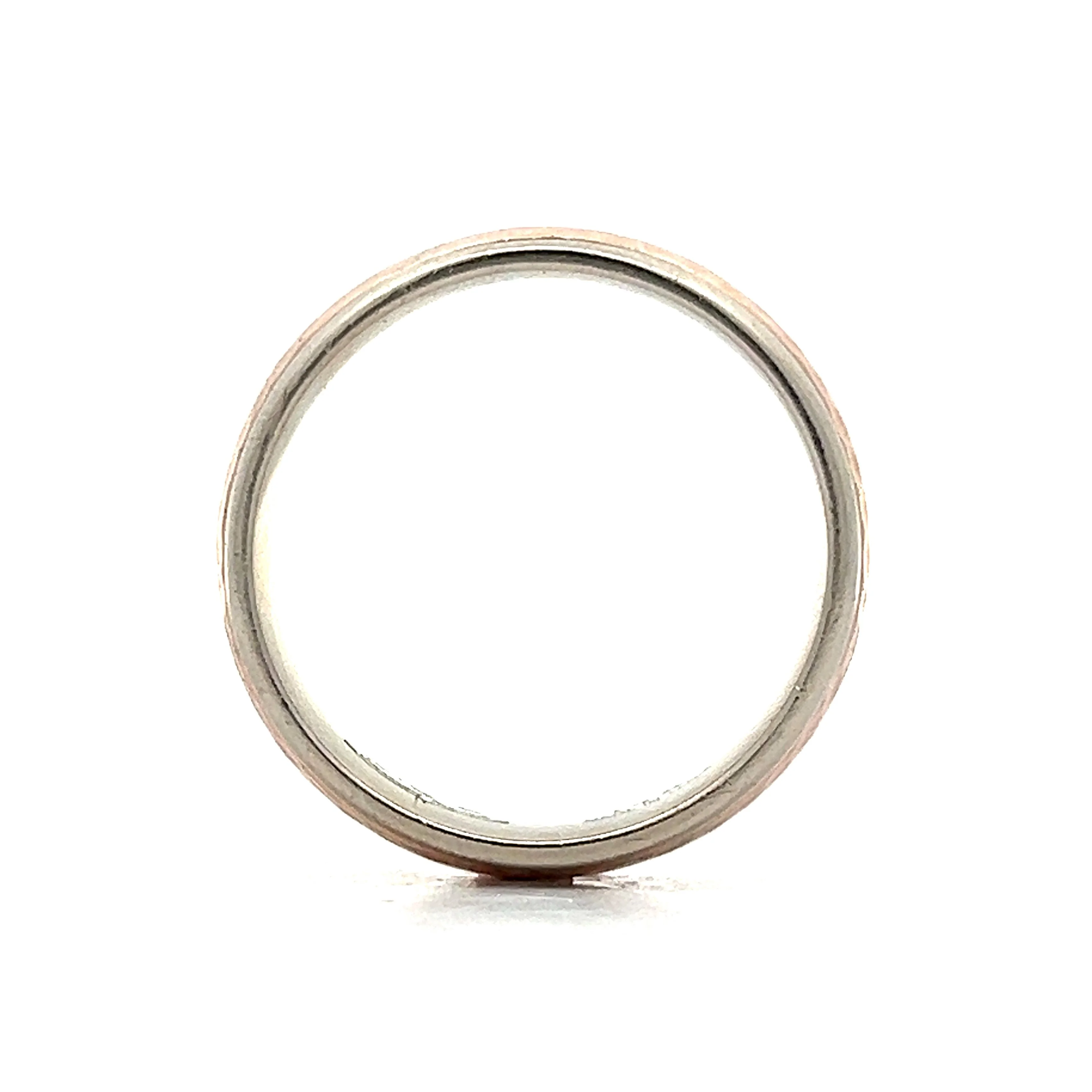 Mens Two-Tone Hammer Finish Wedding Band - Image 4