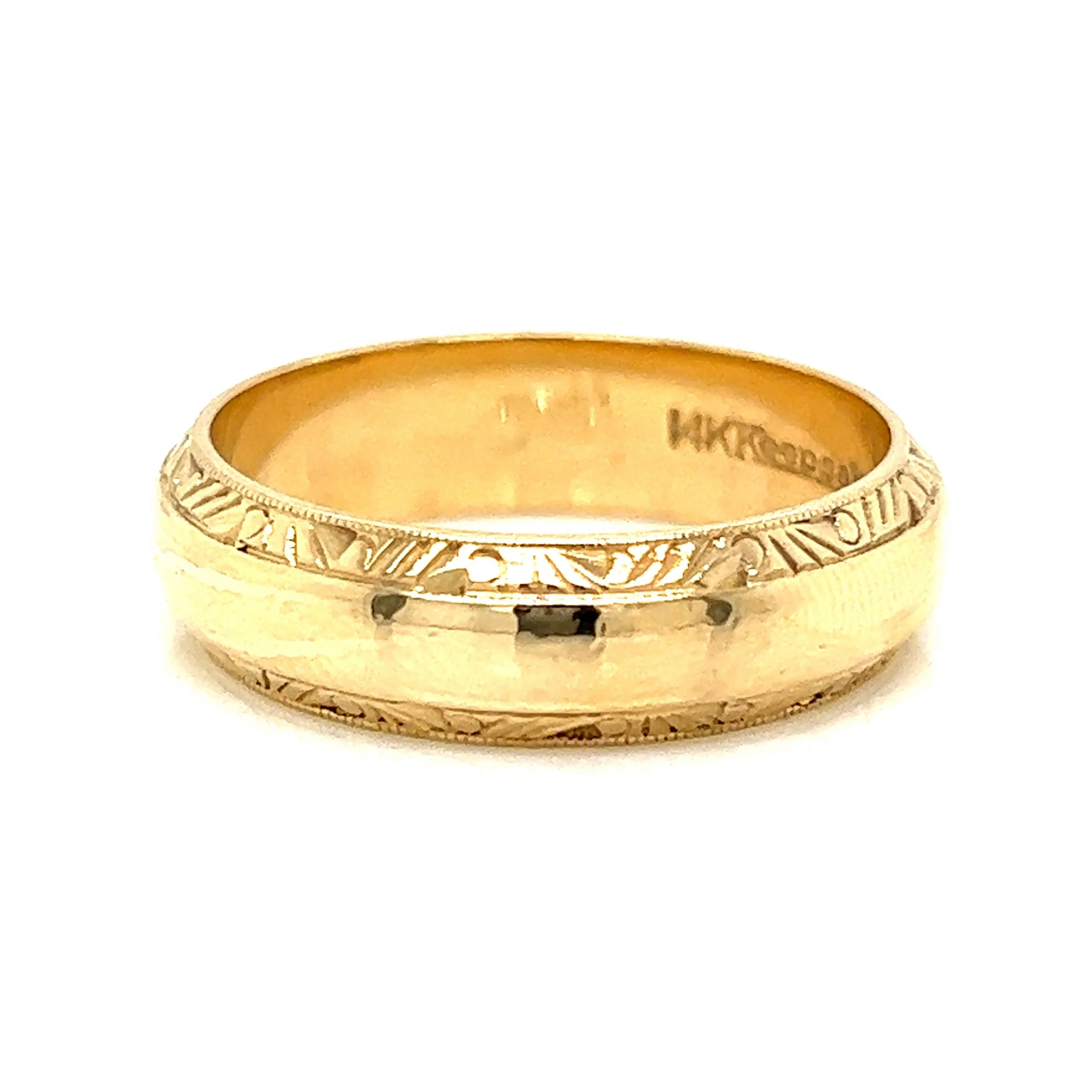 Men's Vintage Engraved Edge Wedding Band in 14k Yellow Gold - Image 2