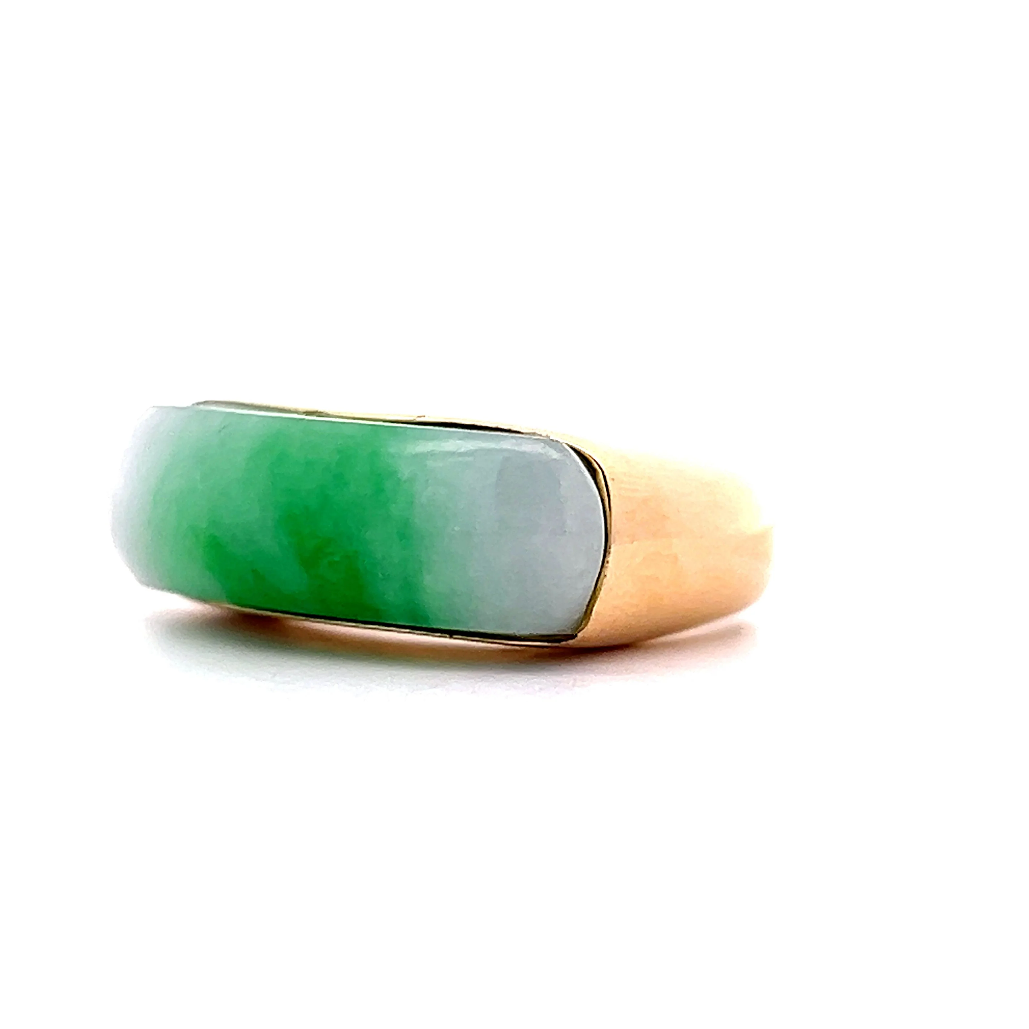 Mens Vintage Jadeite Cocktail Ring in 18k Yellow Gold - Image 2