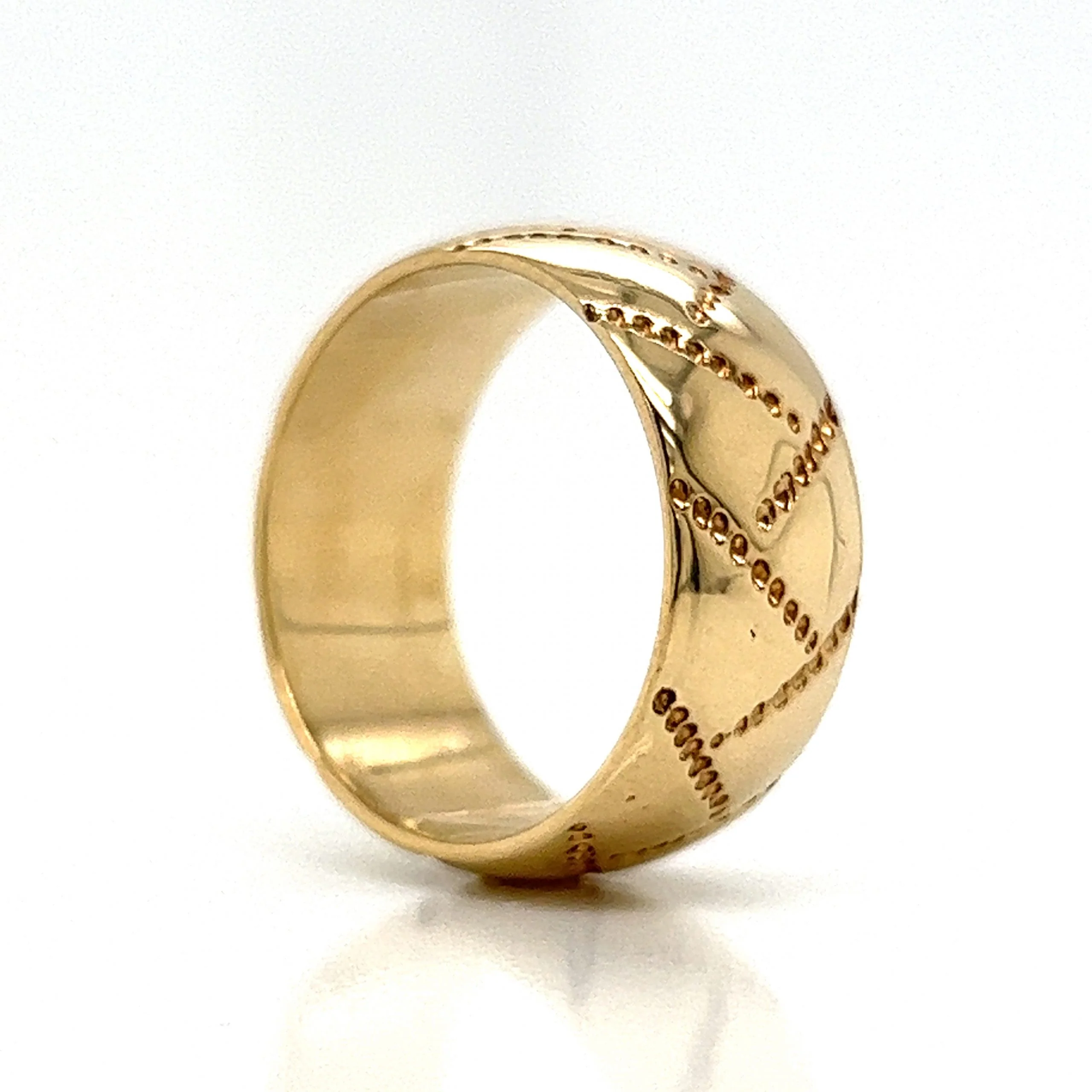 Men's Woven Pattern Wedding Band in 14k Yellow Gold - Image 5