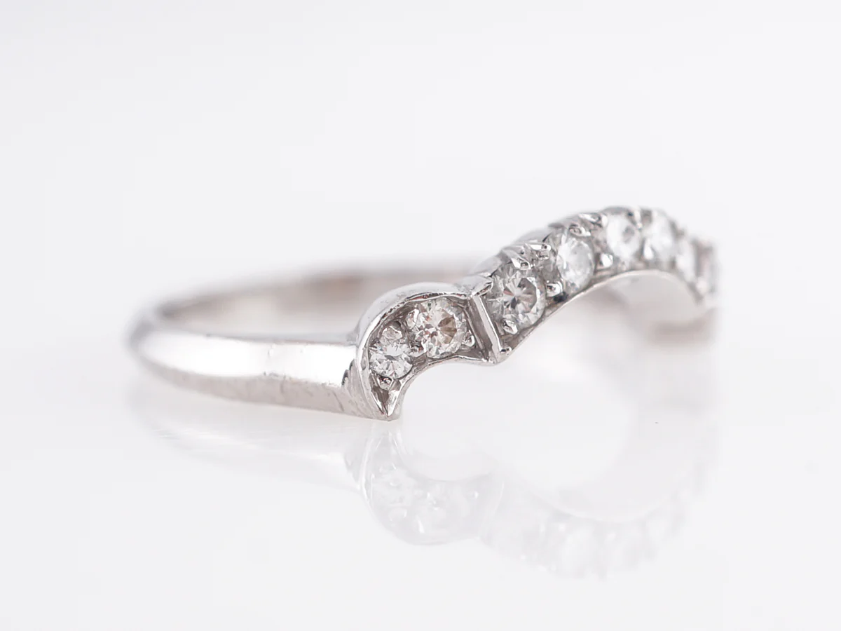 Mid-Century Contoured Wedding Band in Platinum - Image 4