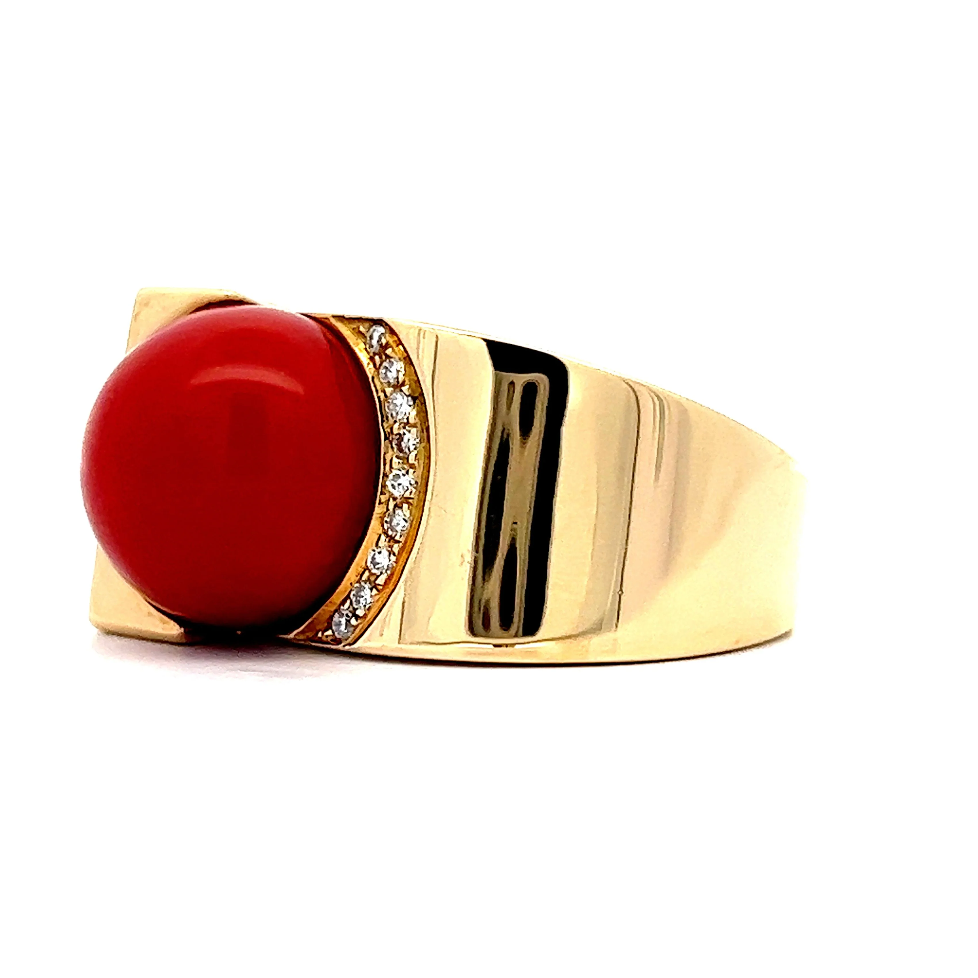 Mid-Century Inspired Coral & Diamond Ring in 18k Yellow Gold - Image 2