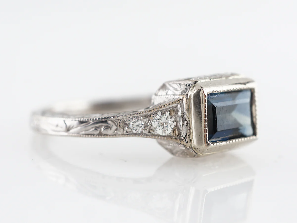 Mid-Century Emerald Cut Sapphire Ring with Diamond in 18K - Image 3