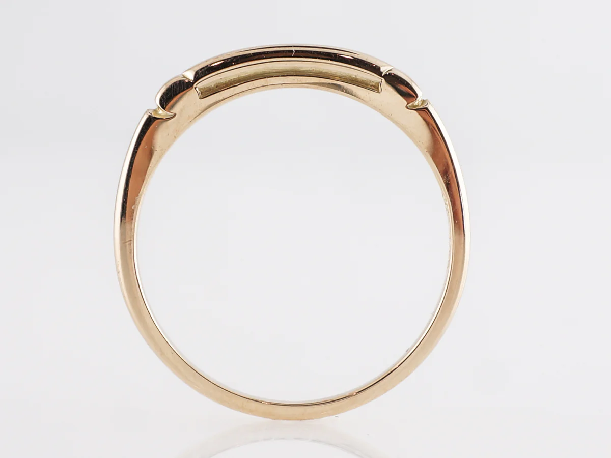 Mid-Century Engraved Wedding Band in 14k Yellow Gold - Image 4