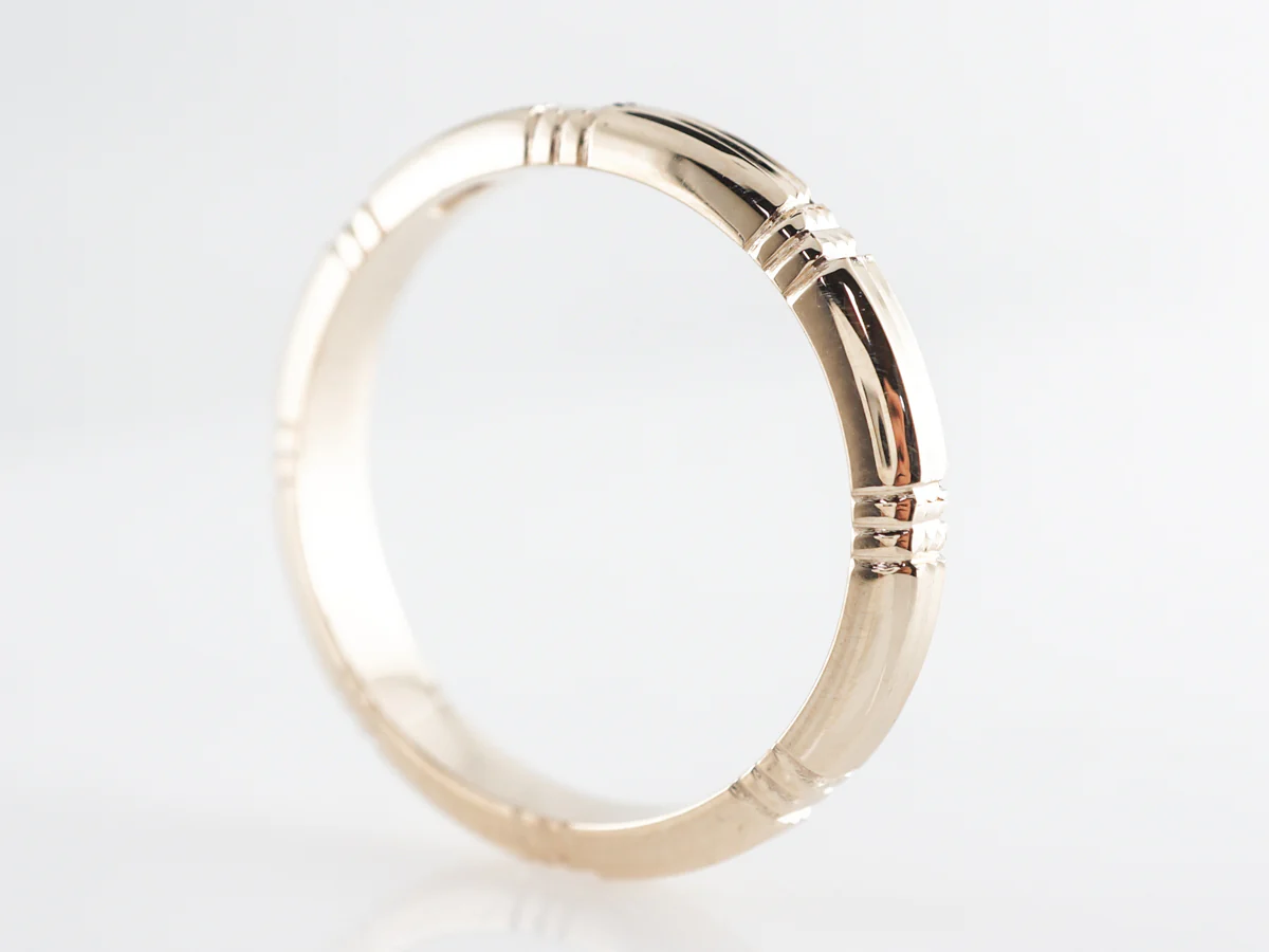 Mid-Century Engraved Wedding Band in Yellow Gold - Image 4