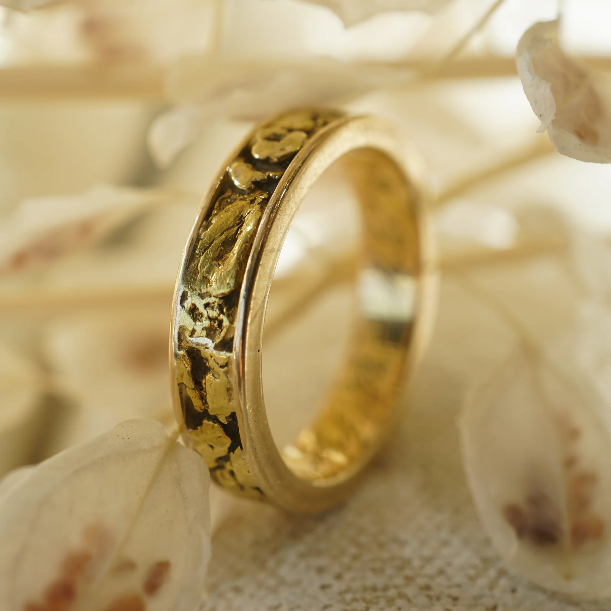 Mid-Century Gold Nugget Wedding Band in 14k Yellow Gold - Image 7