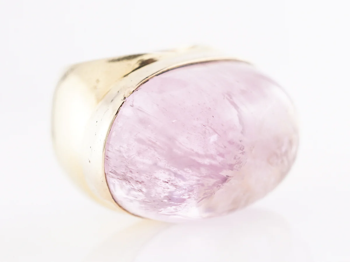 Mid-Century Kunzite Cocktail Ring in 18k Yellow Gold - Image 3