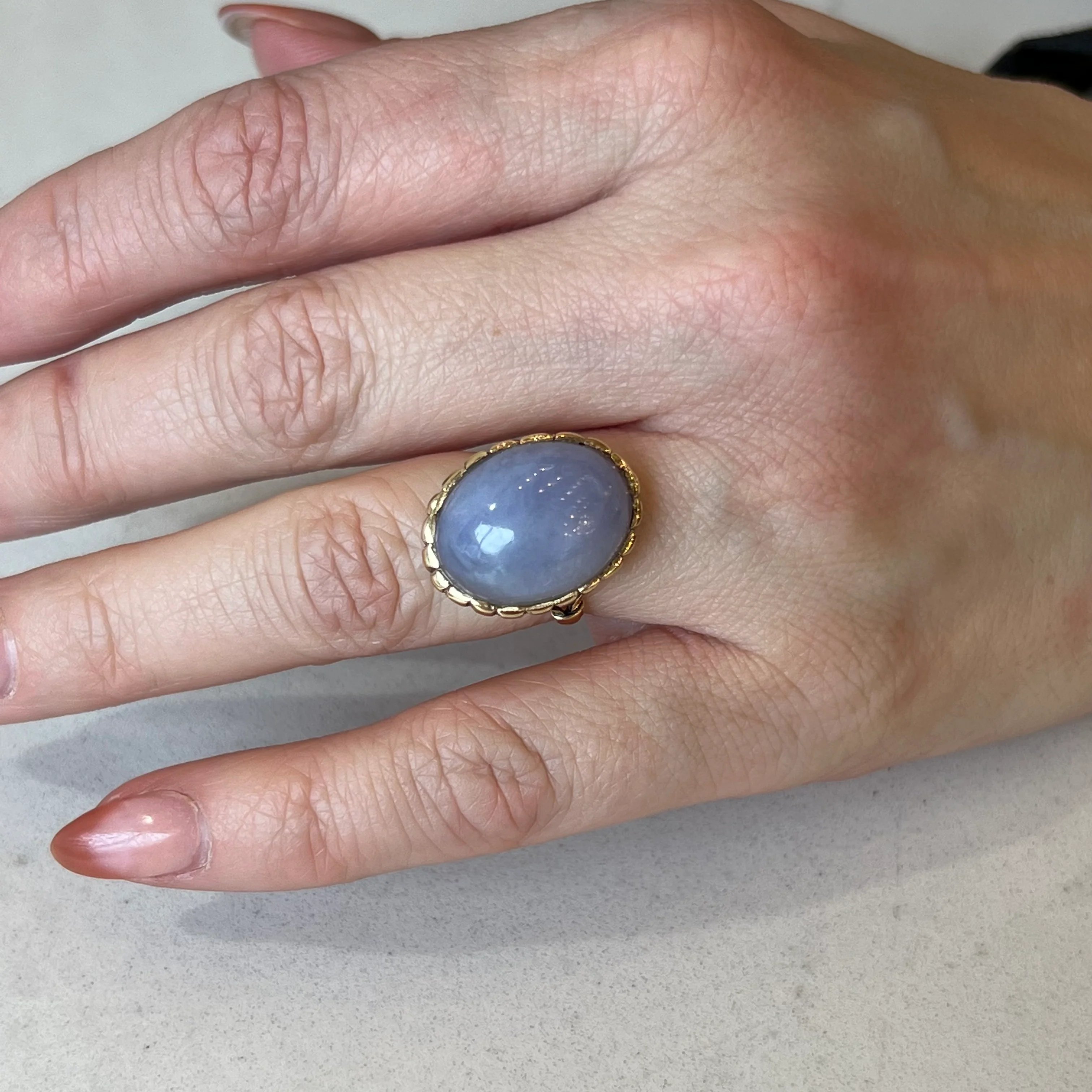 Mid-Century Lavender Jade Cocktail Ring in 14k Yellow Gold - Image 6