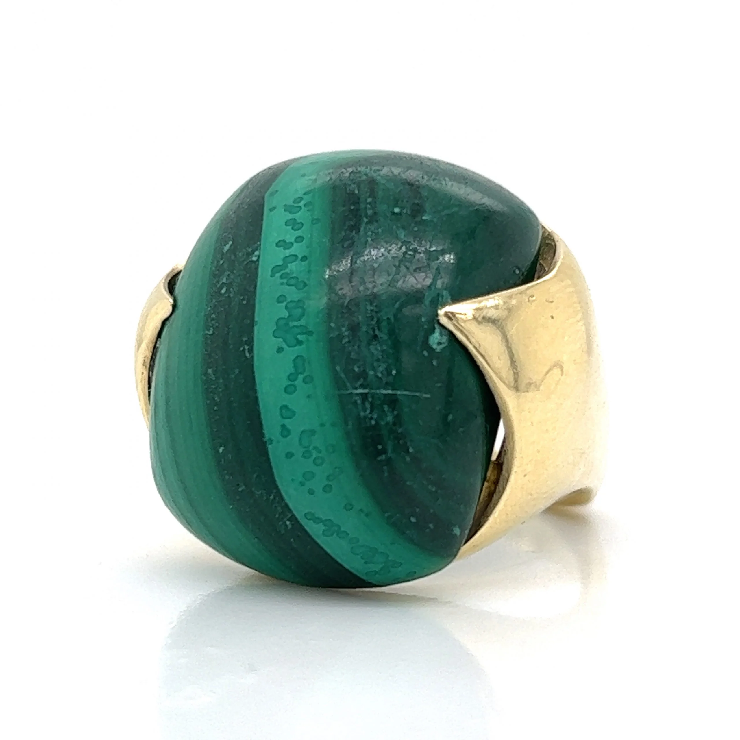 Mid-Century Malachite Cocktail Ring in 14k Yellow Gold - Image 2