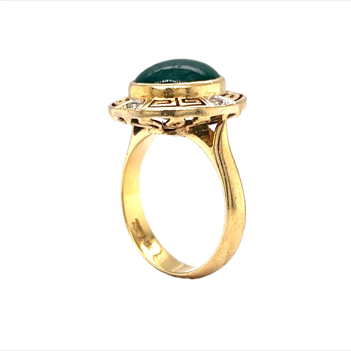Mid-Century Ornate Jade & Diamond Ring in 18k Yellow Gold - Image 5
