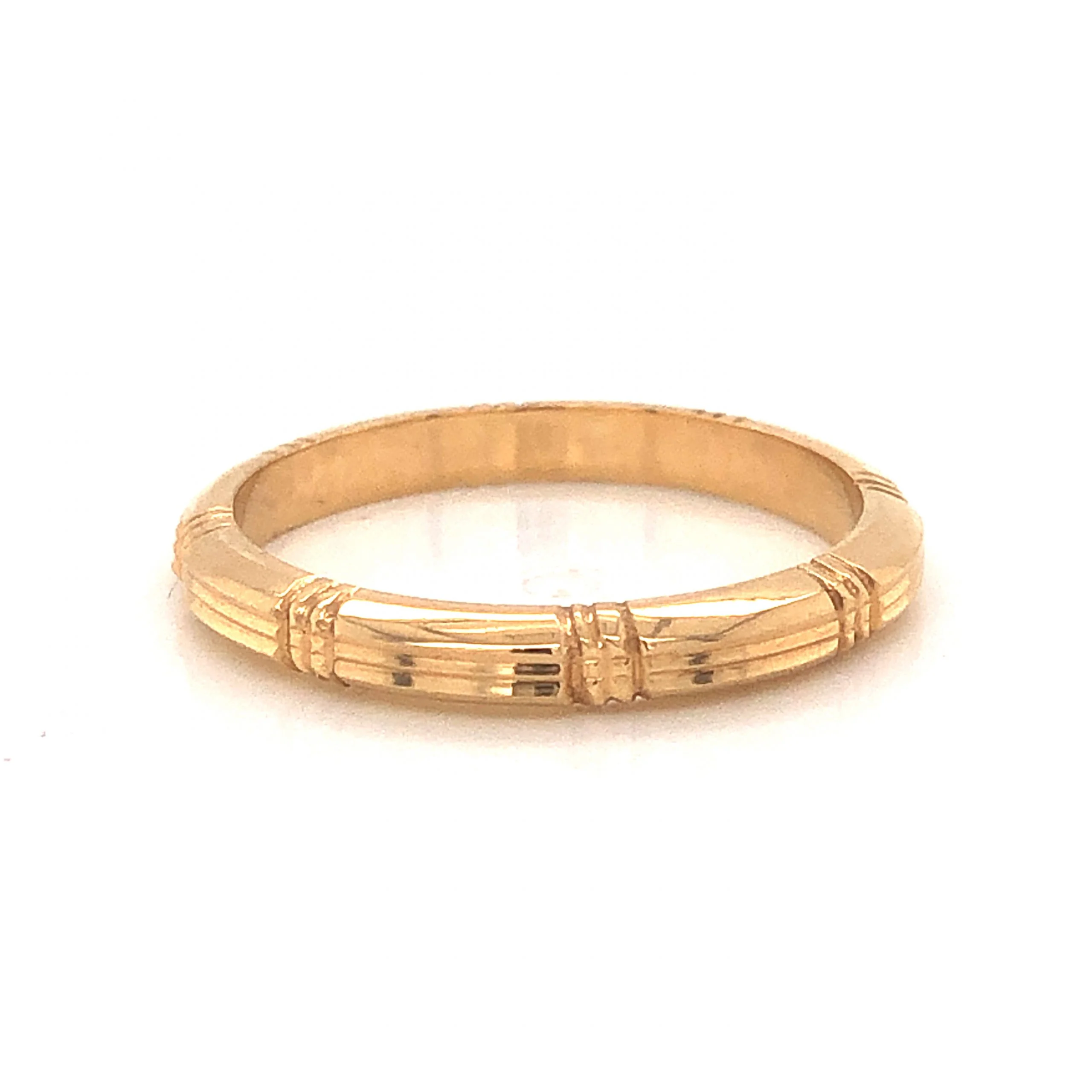 Mid-Century Ridged Wedding Band in 14k Yellow Gold - Image 3