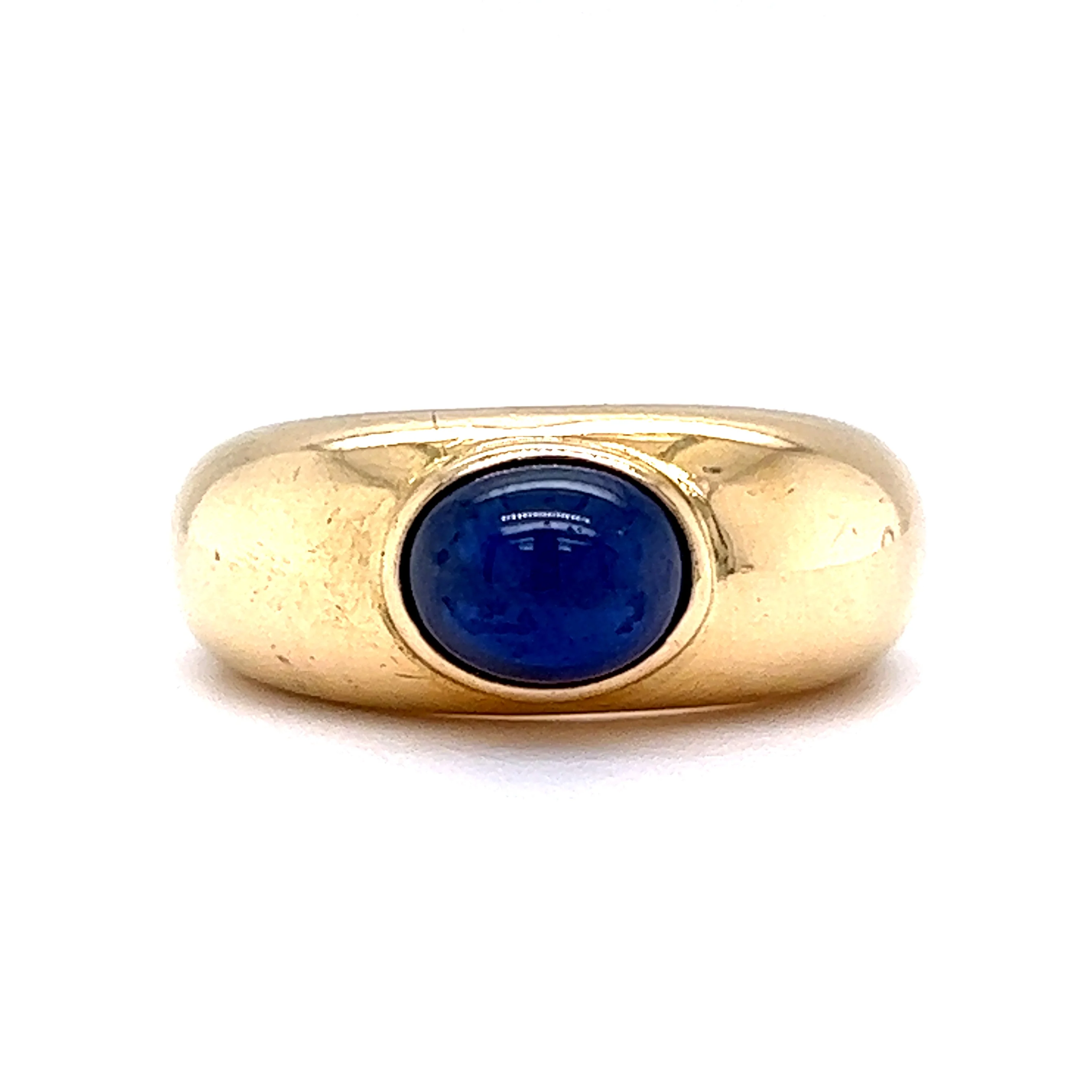 Mid-Century Sapphire Cabochon Ring in 18K Yellow Gold